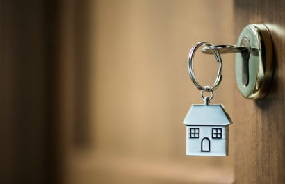 Salary-By-State to Afford The Average Home in the U.S. inception-app-prod/NDMzODQyNDYtNTYwZS00NjU5LThkMzYtZTJiMzFhYjFiYmU4/content/2018/10/salary blog feat image.jpg