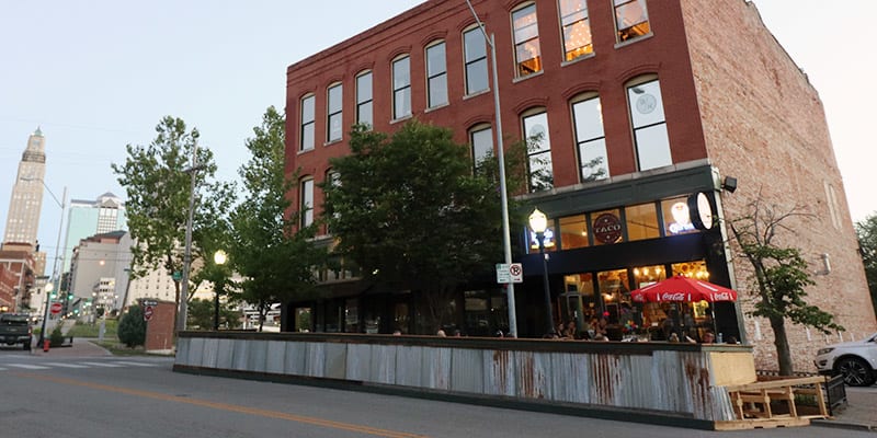 Street Cafes and Temporary Outdoor Dining in KC inception-app-prod/NDMzODQyNDYtNTYwZS00NjU5LThkMzYtZTJiMzFhYjFiYmU4/content/2020/11/kc-taco.jpg
