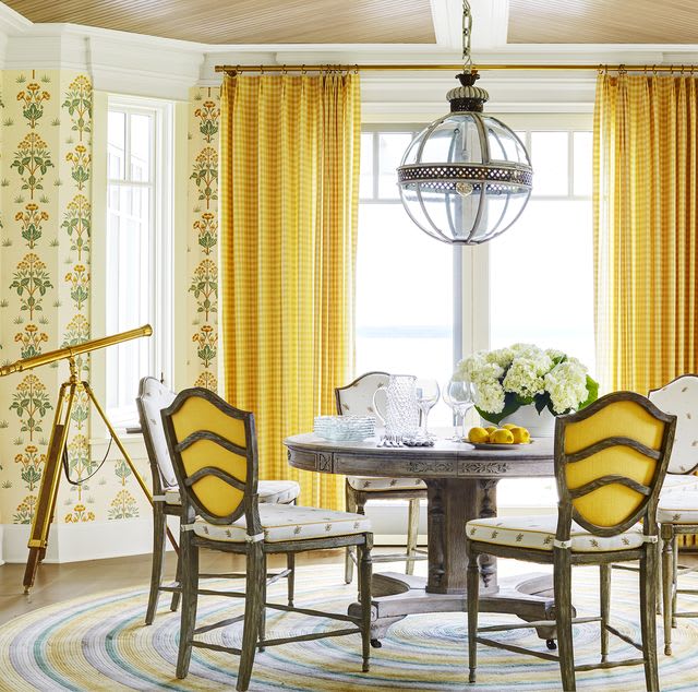 16 Unique Wallpaper Ideas to Make a Bold Design Statement inception-app-prod/NDMzODQyNDYtNTYwZS00NjU5LThkMzYtZTJiMzFhYjFiYmU4/content/2020/12/wallpaper-ideas-1606756490.jpg