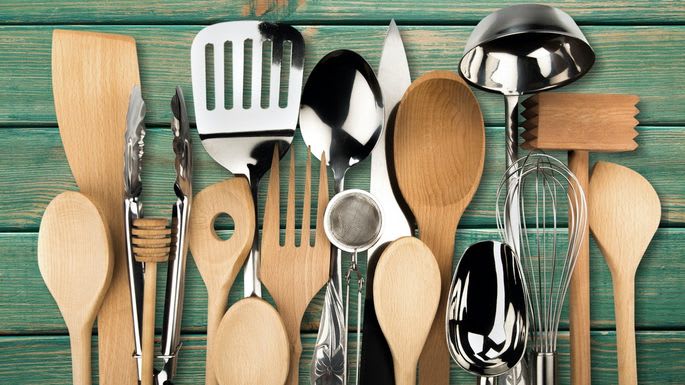 Decluttering for Dummies: 6 Insider Secrets for Corralling Your Kitchen Utensil Collection inception-app-prod/NDMzODQyNDYtNTYwZS00NjU5LThkMzYtZTJiMzFhYjFiYmU4/content/2021/02/NjZkOTZiMTEzZmUwNjIyMDgzMDc5ZmQwMTJiYWU2ZGF3LWMw.jpg