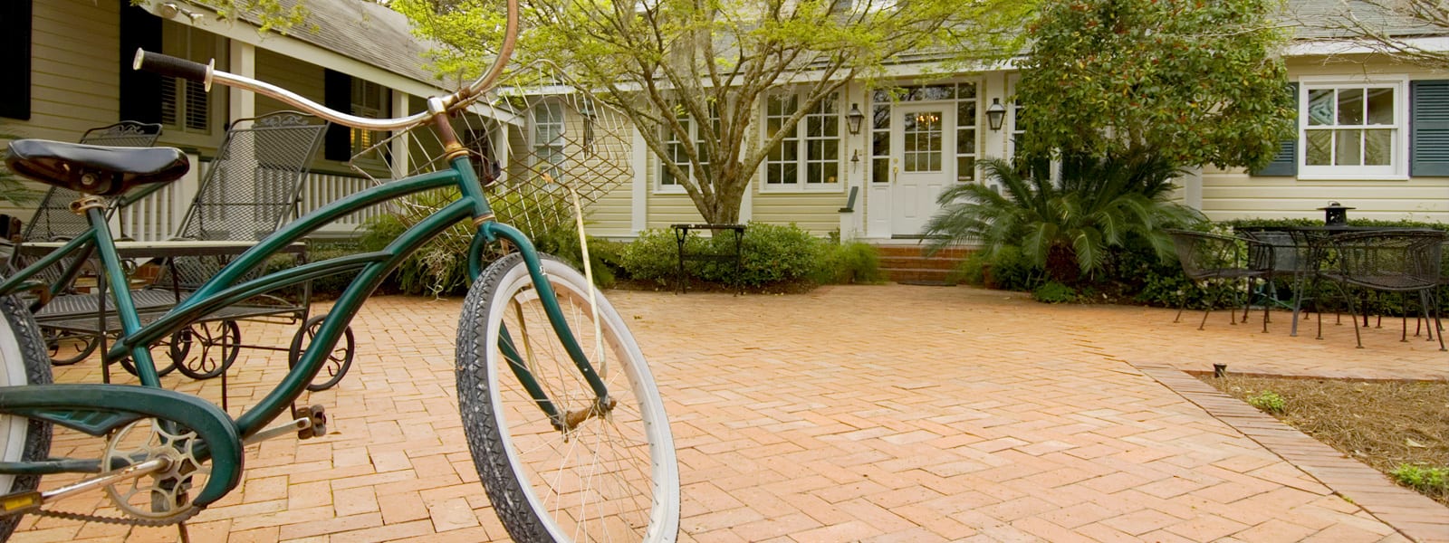 Elizabeth inception-app-prod/NDQ1MGZhMTAtNjc5OC00ODNjLThlZjctMTA5ZTU3YmVjNTY1/media/2014/11/elizabeth-slideshow_image.jpg