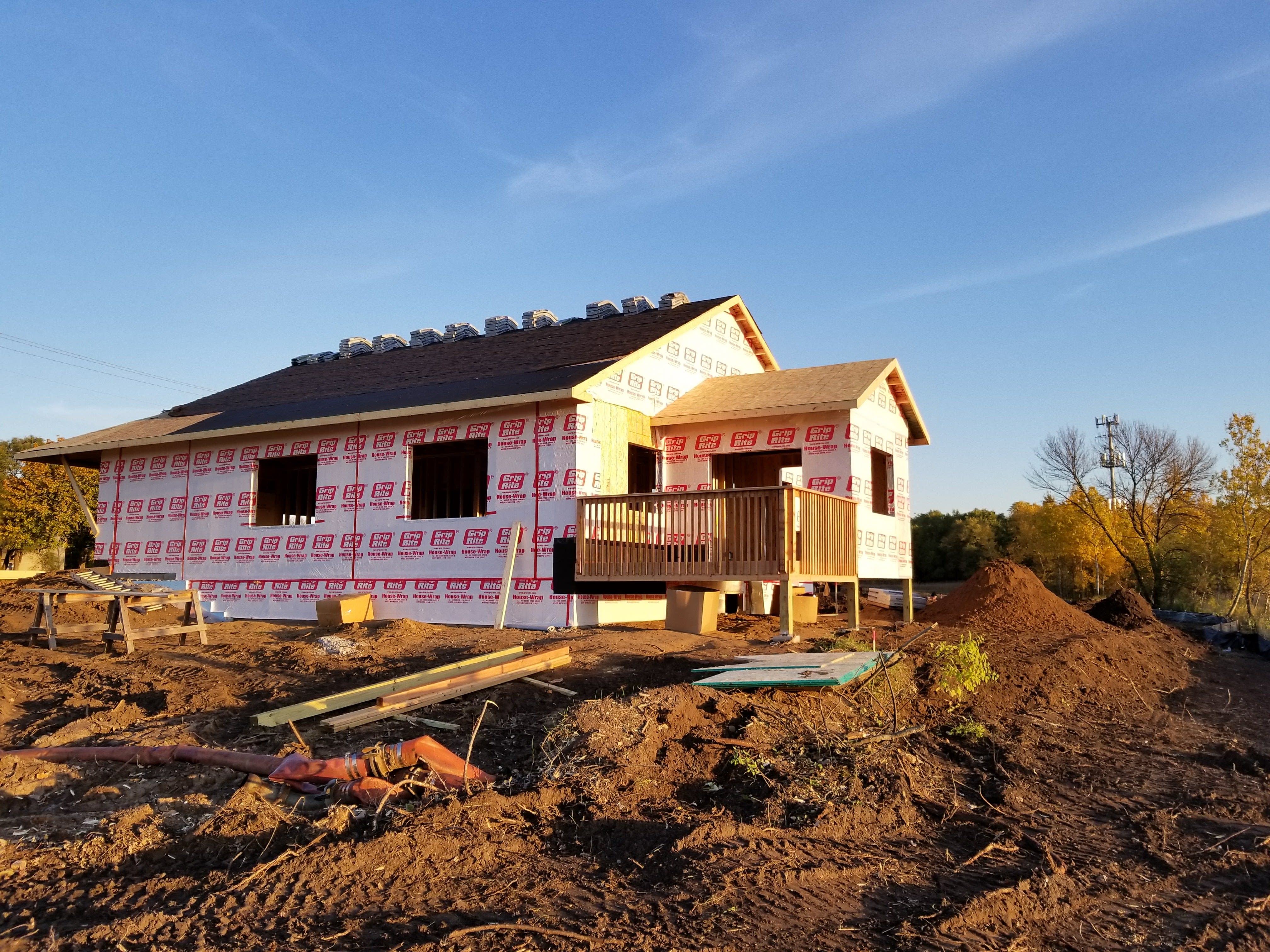 inception-app-prod/NDRkOWQ0NmUtZTM1Yi00MzU1LTllMjctYzEzNzg4NDFiZGVi/content/2017/11/New single level detached homes in Anoka for sale.jpg