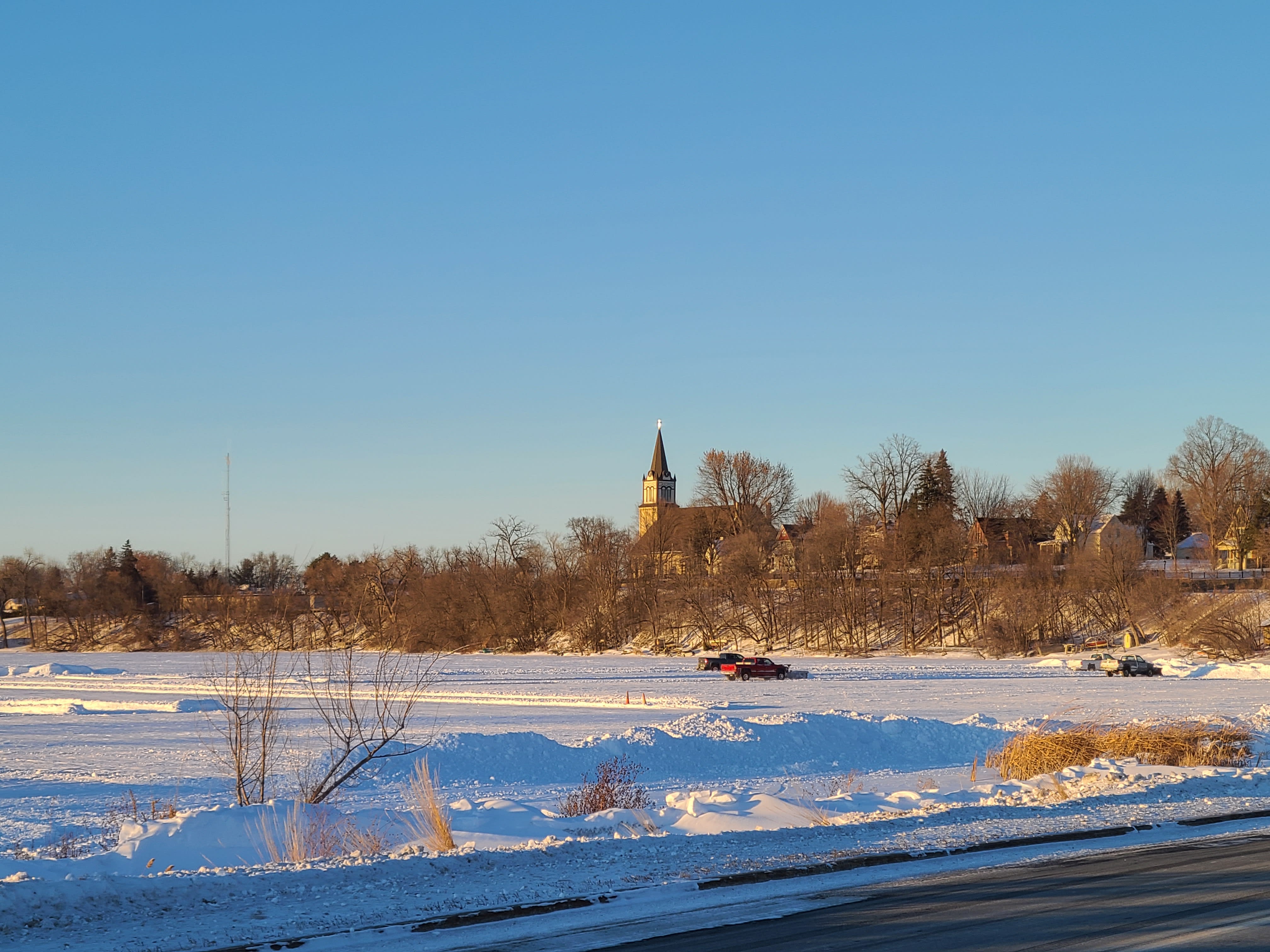 Lake homes in Chisago County MN Center City church over lake