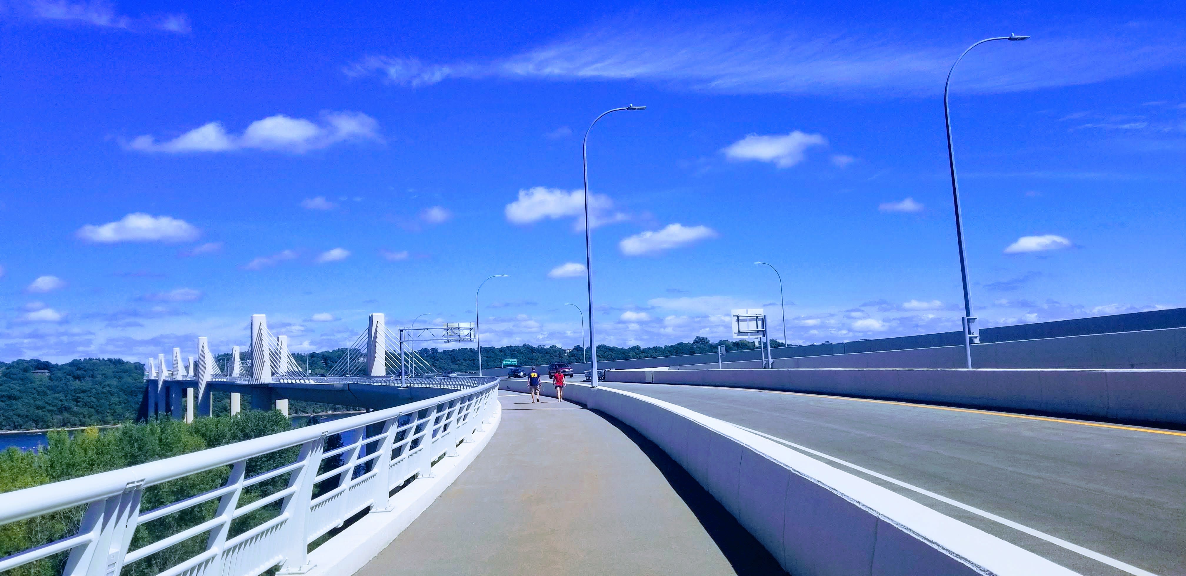 Lake homes in Washington County MN New Stillwater bridge