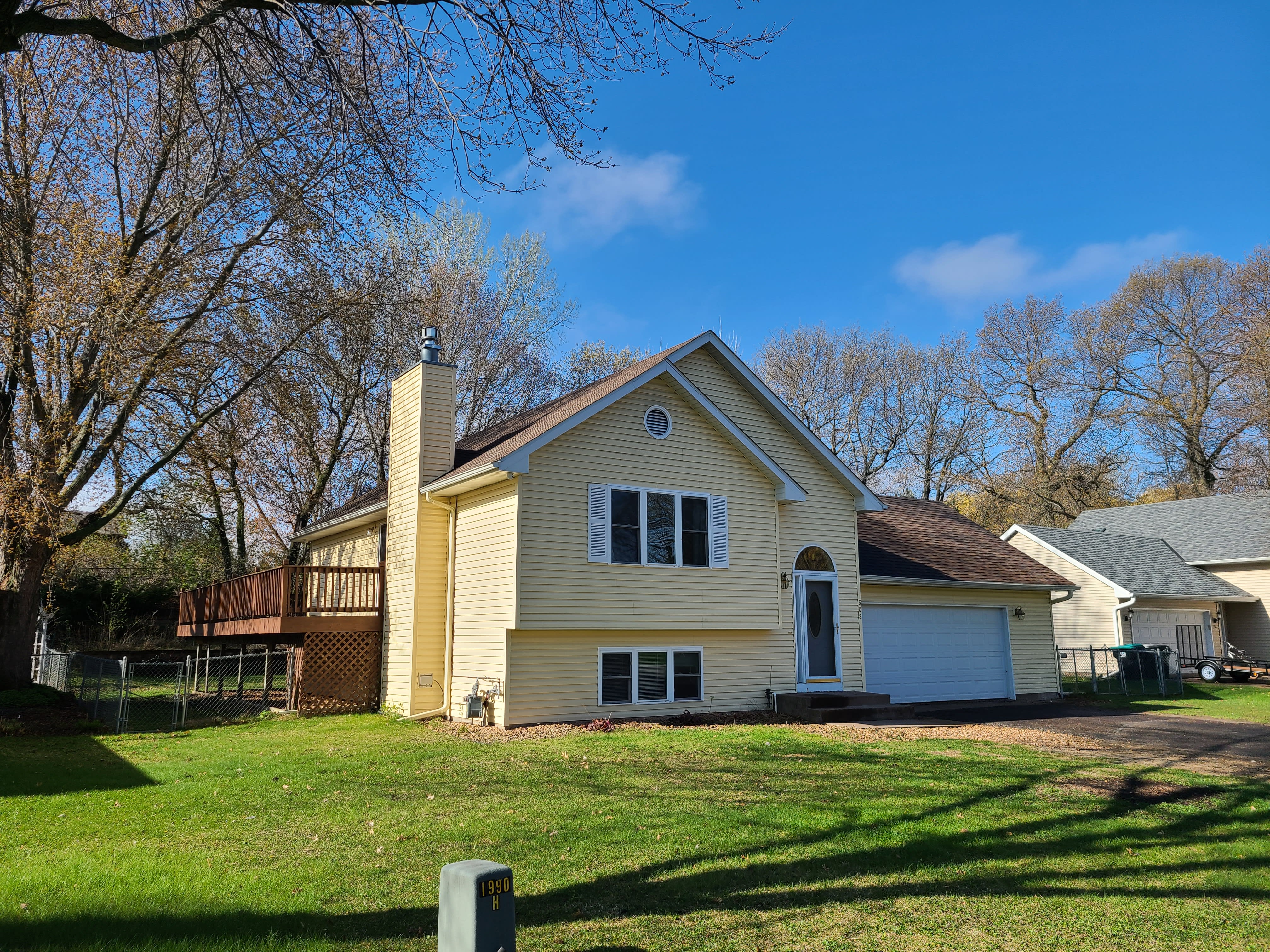 Split entry home in Lino Lakes
