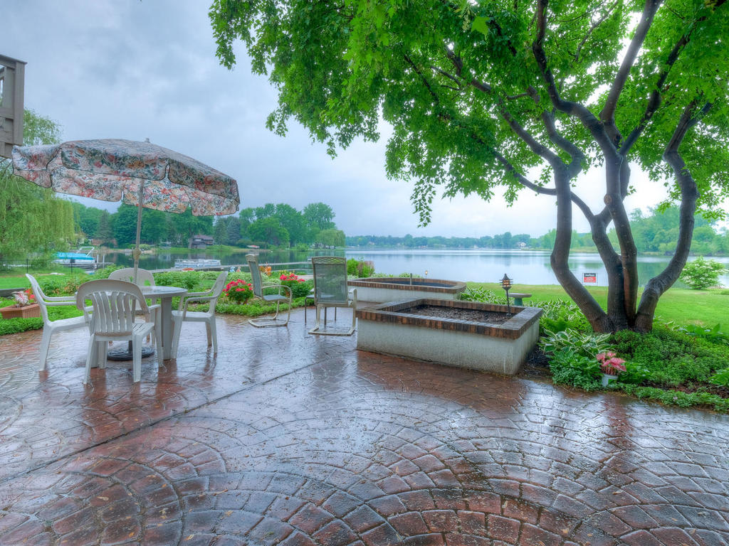 Lake homes in Ramsey County MN Long Lake home for sale