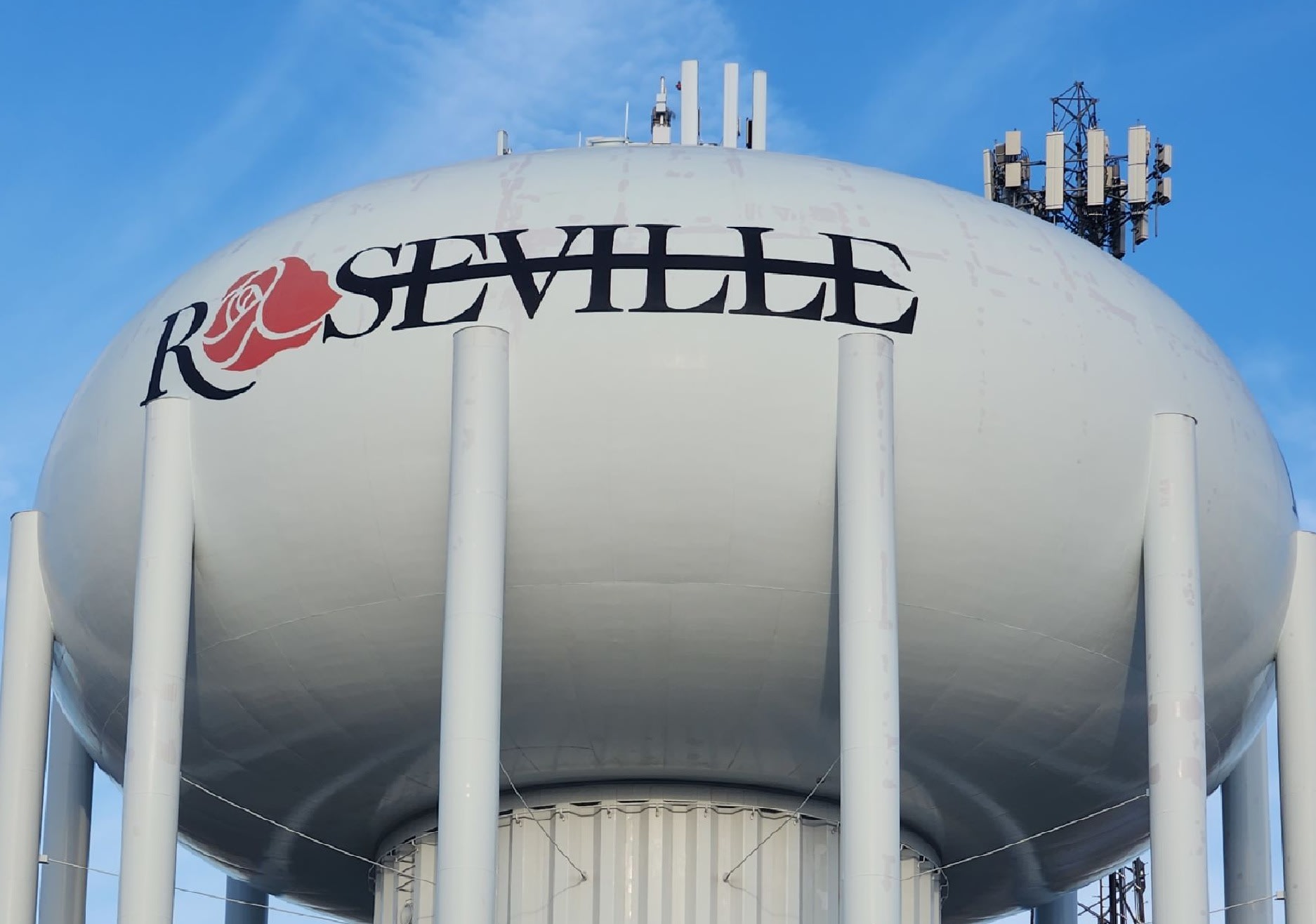 Roseville Water tower