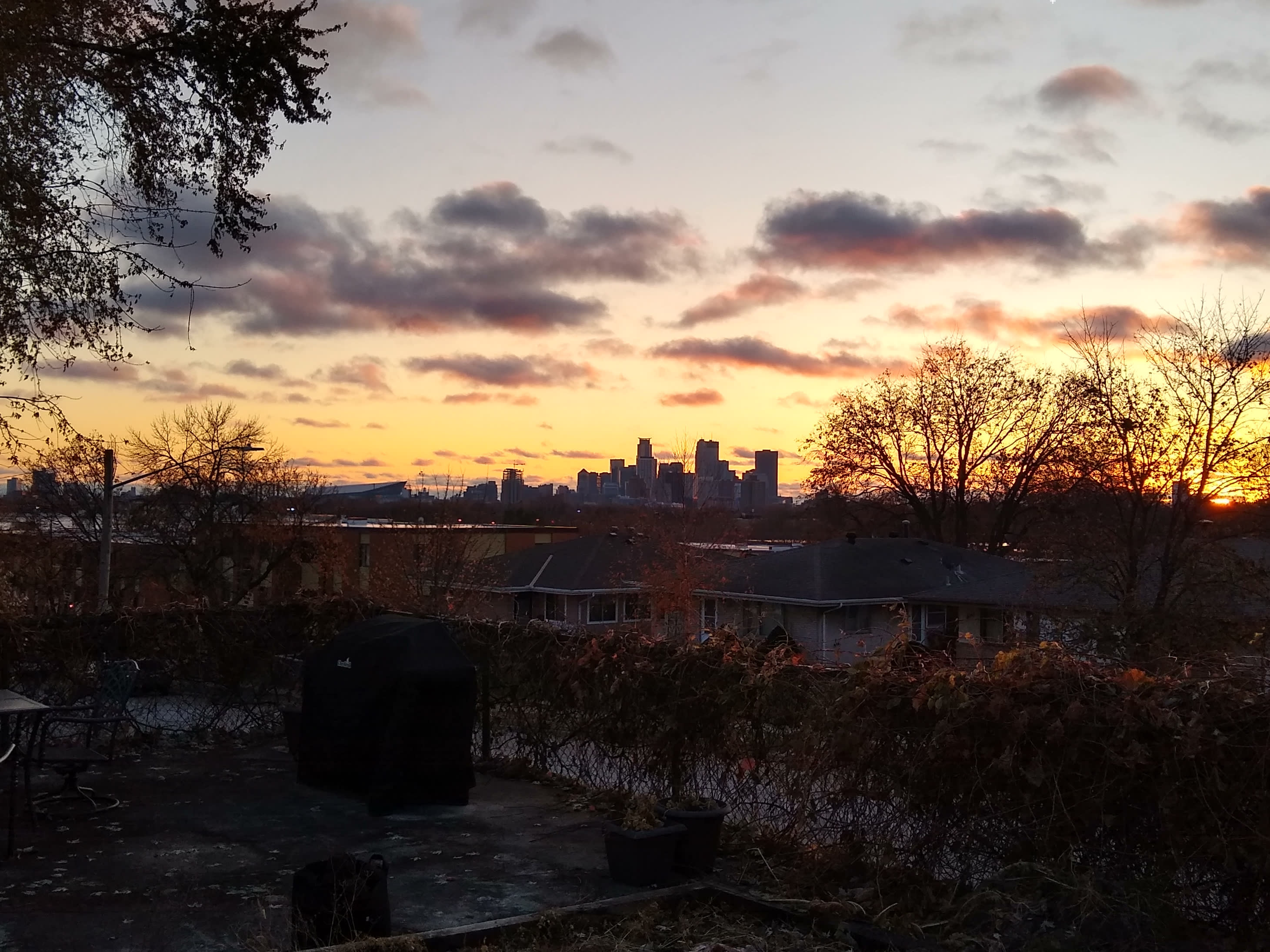 NE Minneapolis sunset skyline view