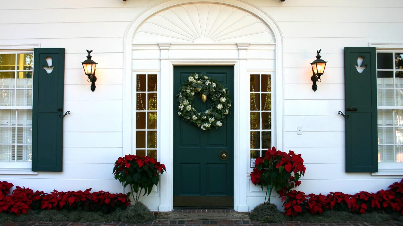 Why Selling Your Home During the Holidays Could Be the Best Move You Make This Year inception-app-prod/NDU1MjA4ZDQtY2QzMi00ZTgxLWE1YmMtNmY4ZjMyZWIyMGJk/content/2024/12/7a1993bb354e8521ecd85f70b6e9d2ae5d0d5605.png