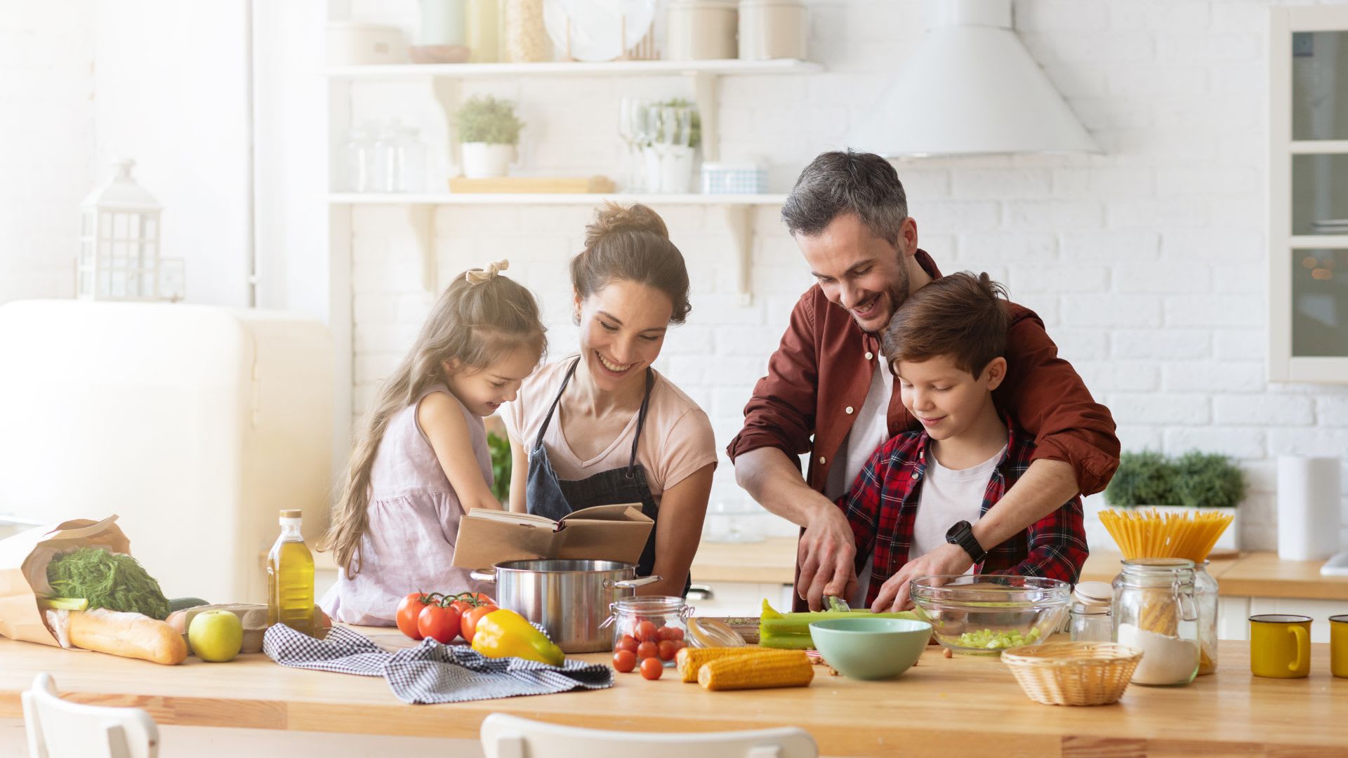 Why So Many Homeowners Would Buy a Home Again inception-app-prod/NDUxYTQ3MTItODUyMi00OTIwLTkxYTYtY2IyZTM1MTNmMzc4/content/2026/10/5f5f1531f504ae6cd4cfe518d15990ce9ee36022.jpg