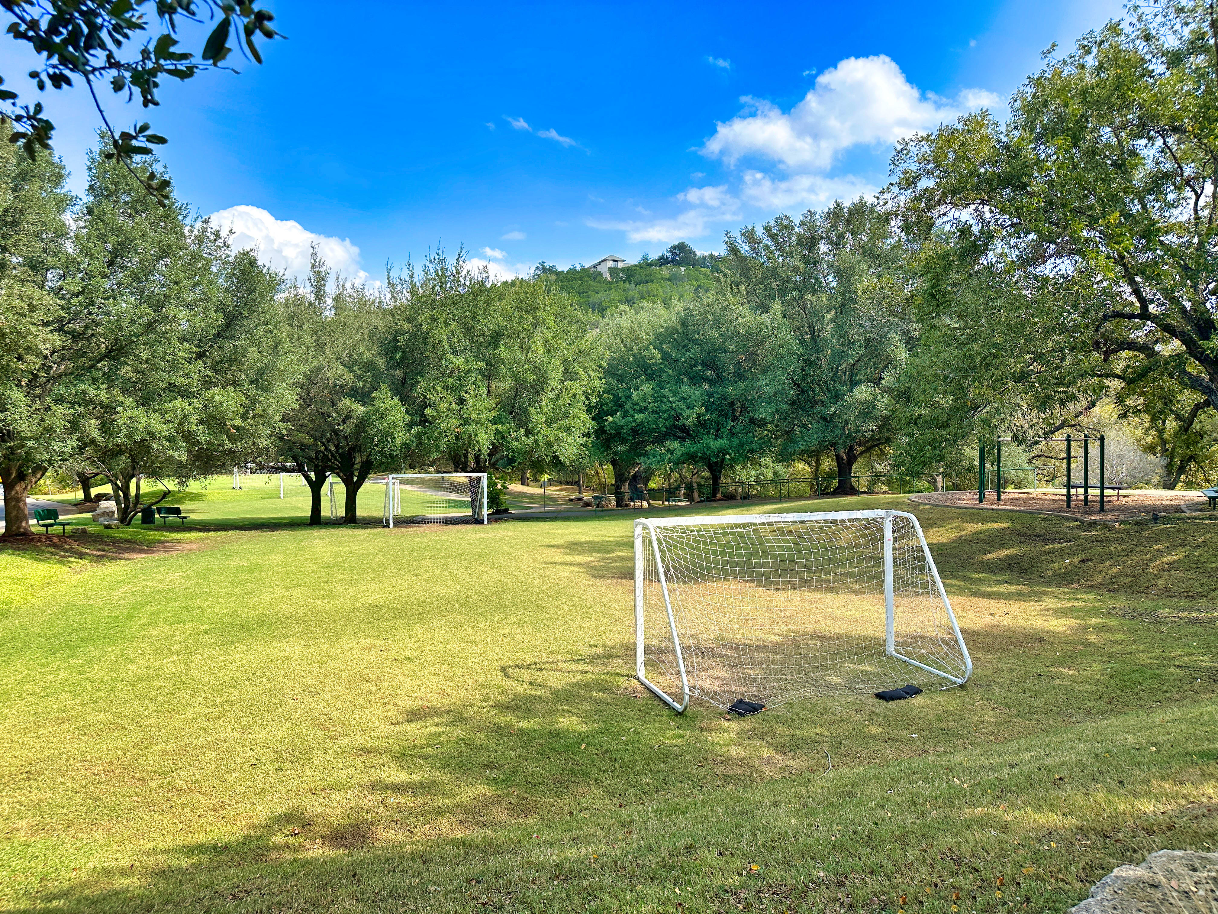 RIVER PLACE inception-app-prod/NDY1YzE0MjEtYWQwZi00ZjIwLTg2YTEtZmI5M2UzN2YzNTdl/content/2025/10/dc932b806786f28508968c58a38bf23a0fb4add0.jpg