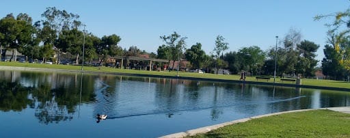 Cerritos Parks inception-app-prod/NDcxZjgwODMtMWMyMi00ZjEwLTg3NzItMzZjNzQ0YTIxNzlm/content/2020/08/img20170430092054024.jpg