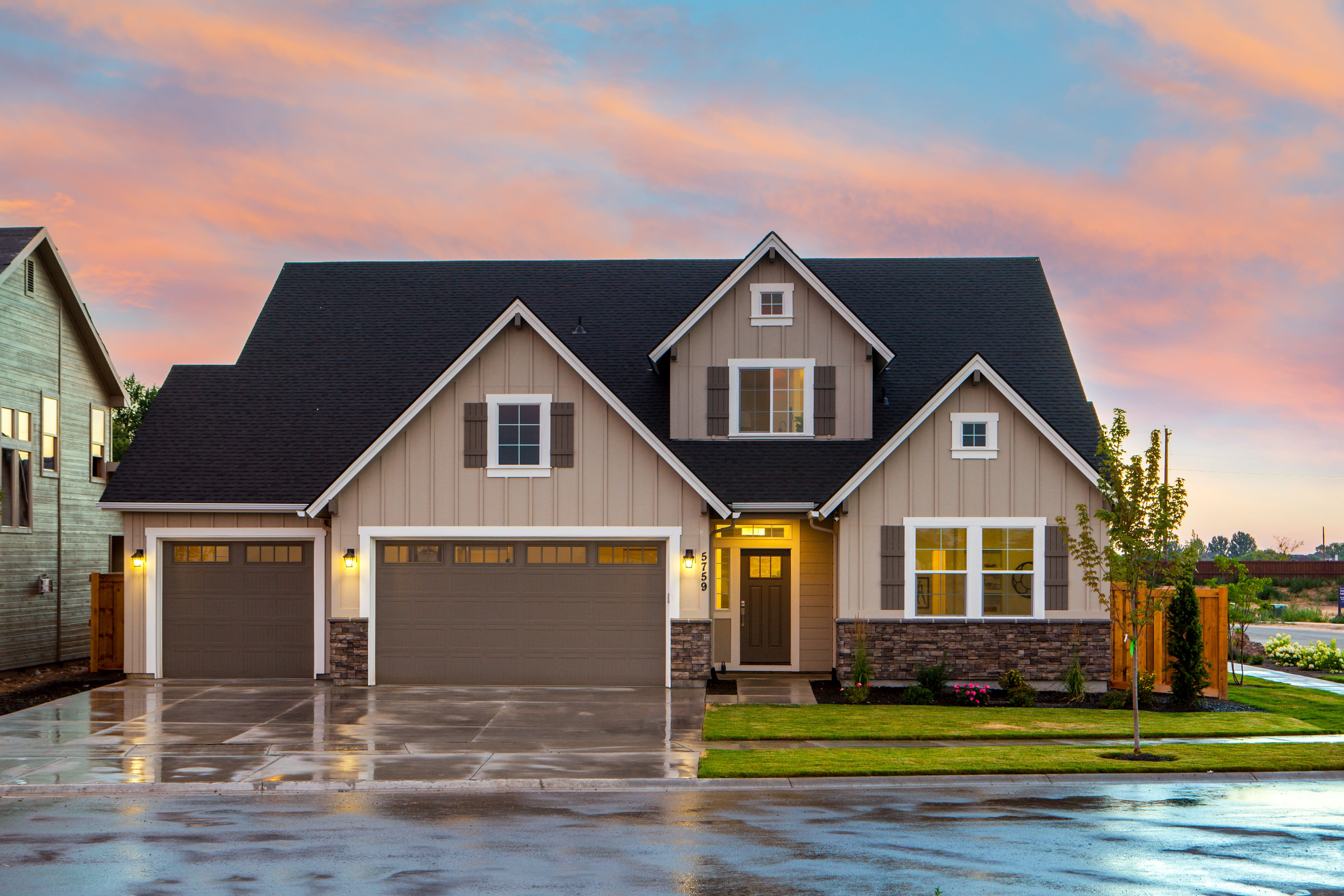 First Steps When Listing Your Home inception-app-prod/NGQwZWQyNzMtMWJhYS00ZTZiLWIxZDYtMGQyYjI3Yjc1NWM5/content/2021/08/pexels-binyamin-mellish-1396122.jpg