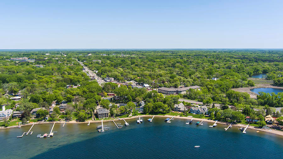 Discover the Charm of Living in White Bear Lake, MN — and How Land Real Estate Can Help You Find Home Here inception-app-prod/NTFkMjBlYWMtMTY1MS00NTgzLTkwZTgtZjFjYWIwYzVkYWFl/content/2025/12/183a30bde46a90b0b91b744ef0de605431d3c599.jpg