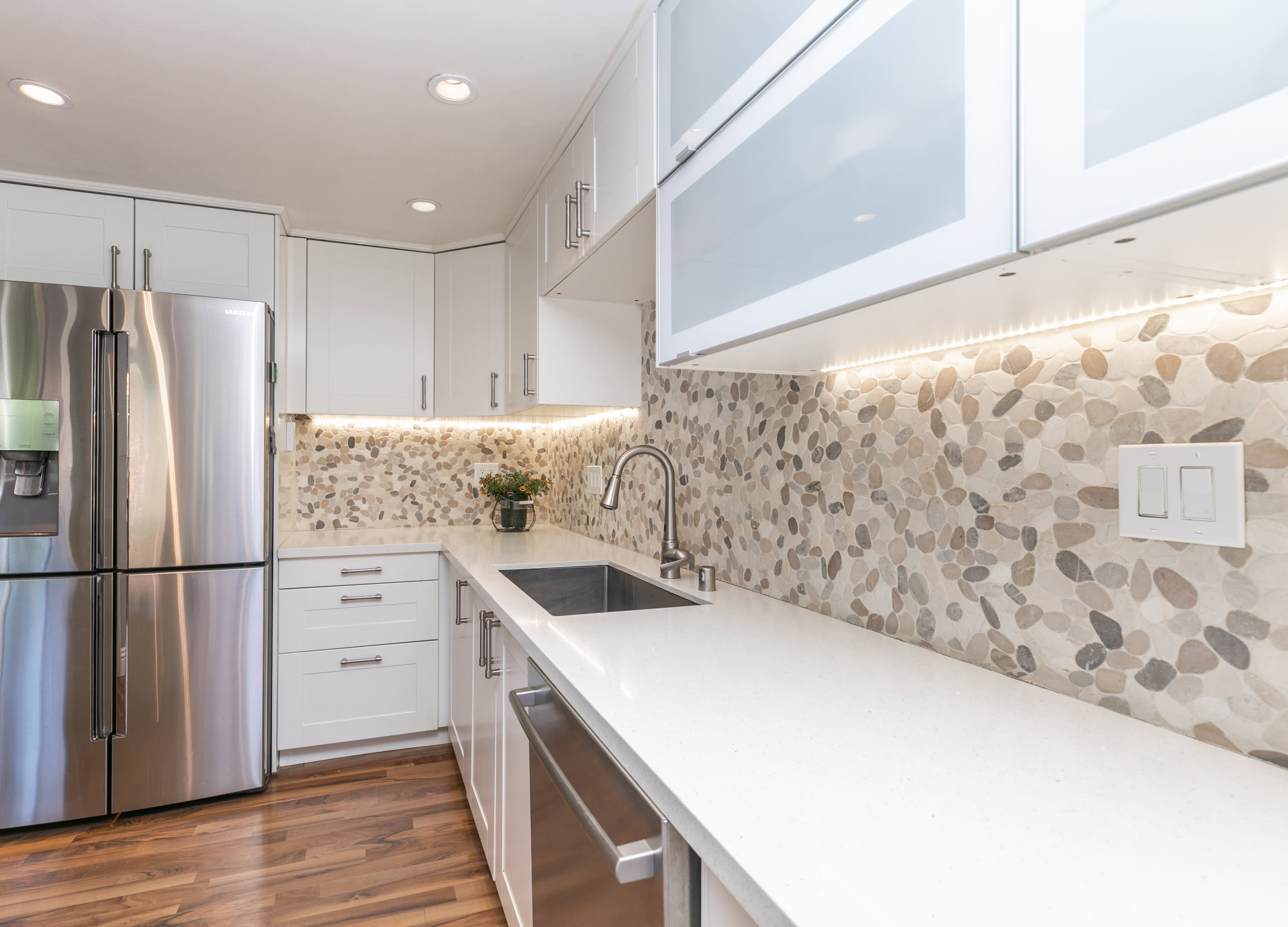 54 W Yale Loop, Irvine, CA 92604 (copy) inception-app-prod/NTJiYjJkNDItYjVkZi00M2M5LTlmOTMtZmE3ODNiMjg4NTc3/content/2021/05/54WestYaleLoopIrvineCA92604-15.jpg