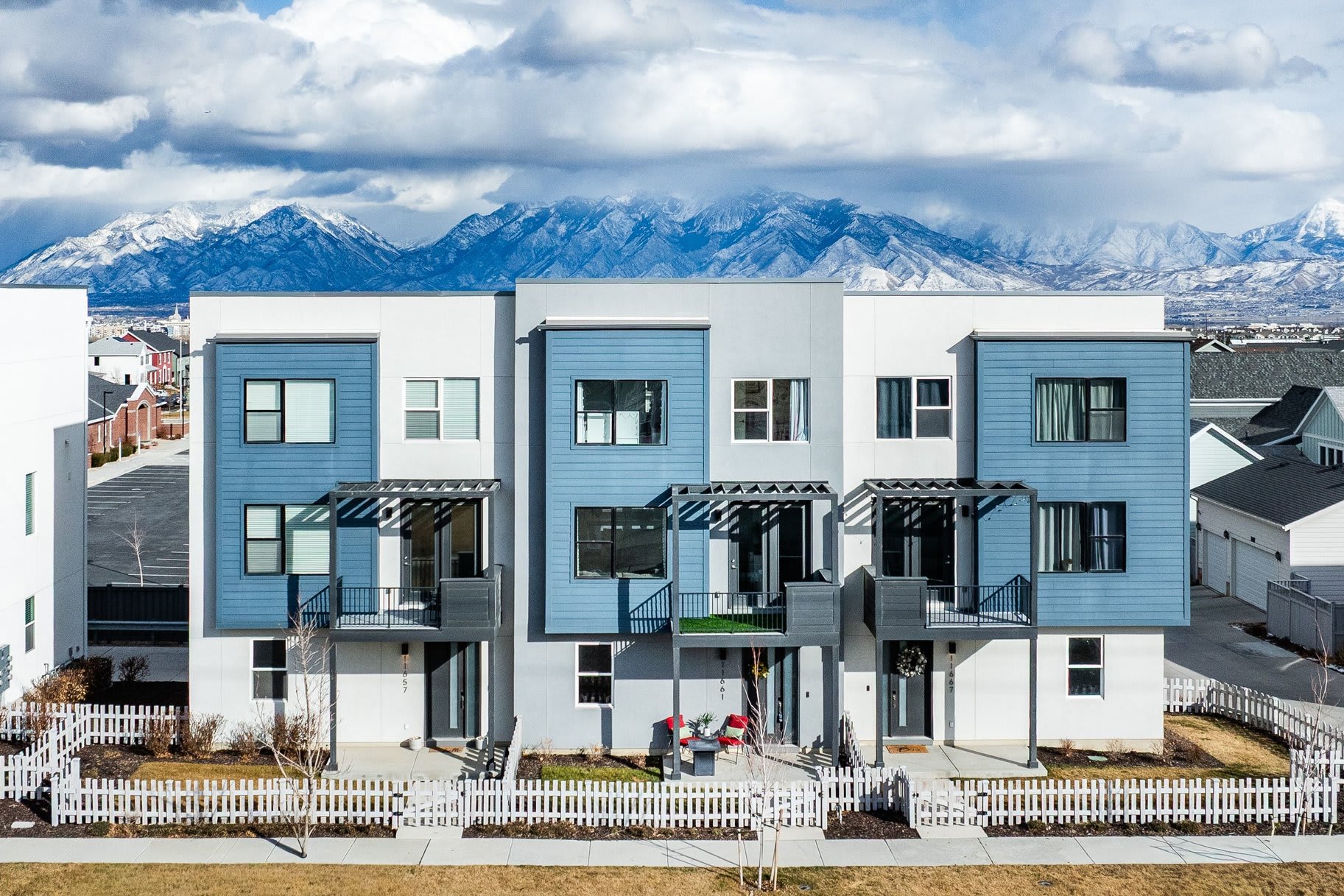 Unobstructed Mountain Views in Daybreak Village | 11661 S Skyward Rd, South Jordan inception-app-prod/NTQ4OGMzMzgtZjJkOC00YmI3LWIzNmEtYzFkZGMwZTFhY2Iy/content/2026/02/0e1013245efd561db9a4f284ee7030226a087f24.jpg