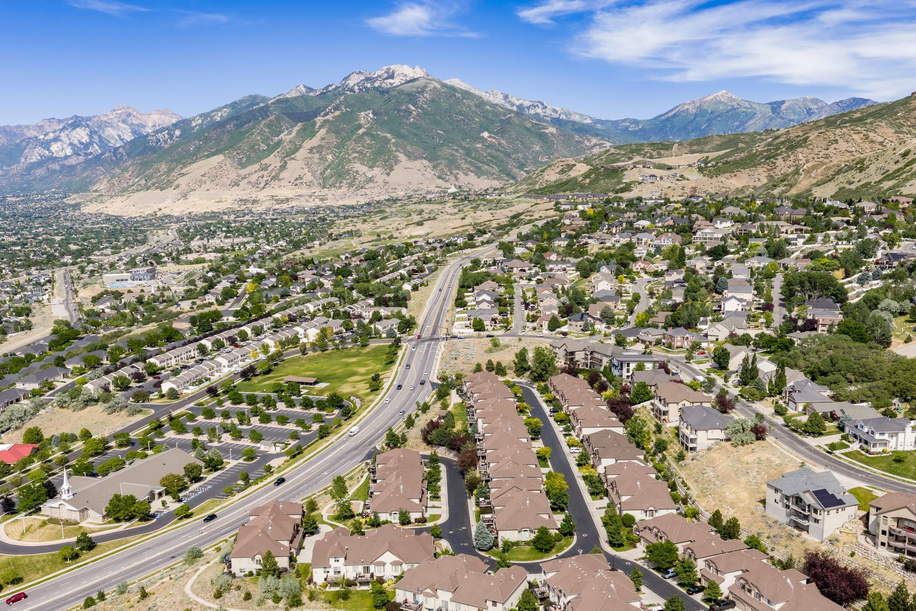 Selling a Home in Draper: The Questions Every Seller Is Asking in 2026 inception-app-prod/NTQ4OGMzMzgtZjJkOC00YmI3LWIzNmEtYzFkZGMwZTFhY2Iy/content/2026/08/6e8567b7b7e3d49c7e40d7e3584162bbe433505a.jpg