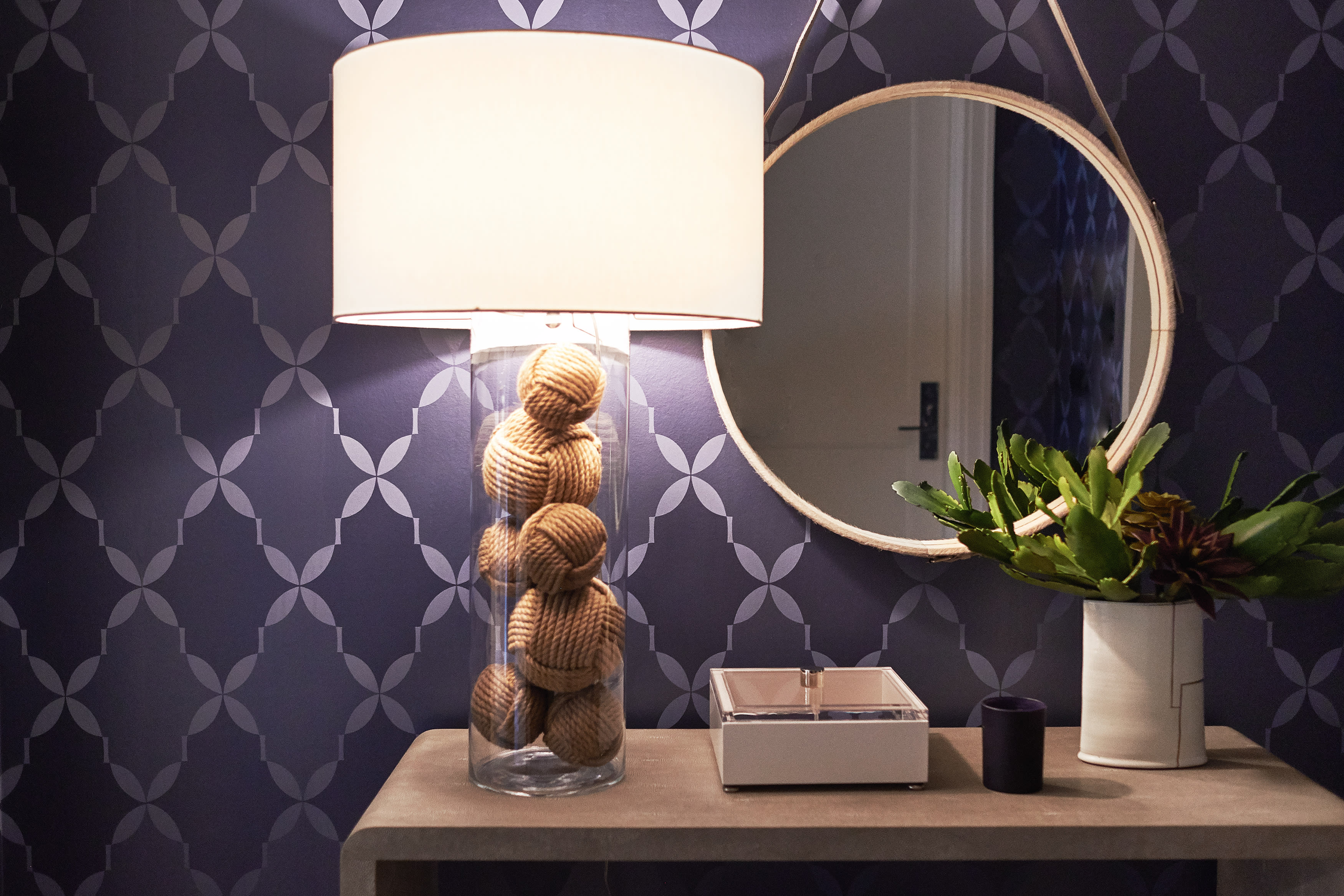 Affordable Staging Ideas inception-app-prod/NTU4NjkxMDktMjMxYy00MTI5LTk3ZTktZDZiNjNhOGNlNWNh%2Fcontent%2F2018%2F12%2FRKD18_Naples_17.jpg