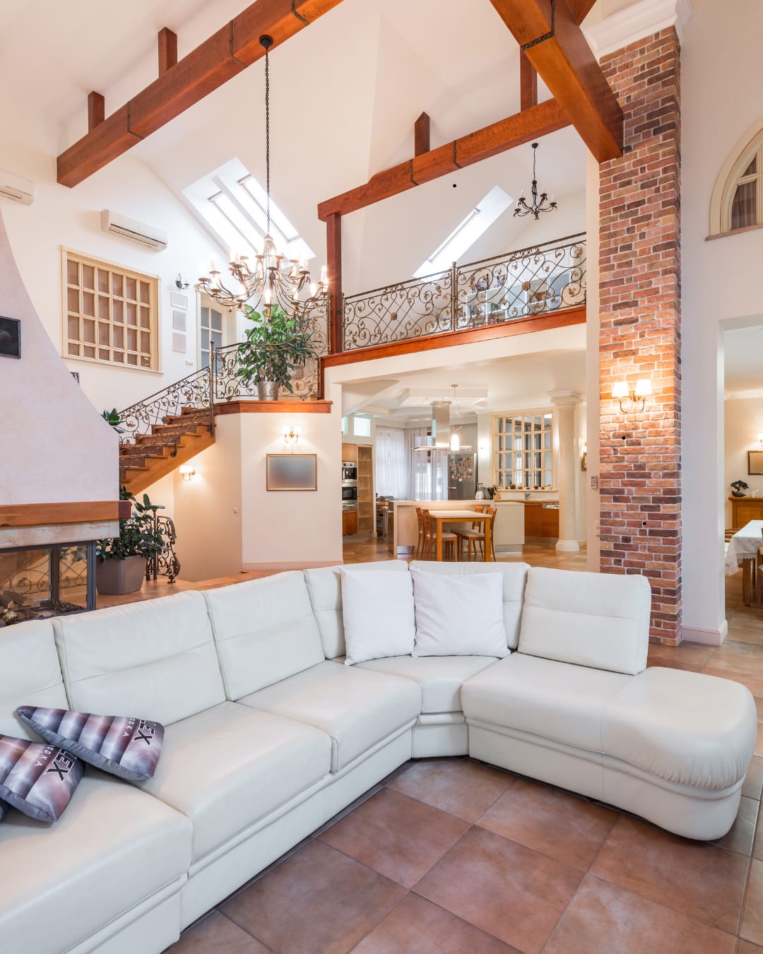 Buy your dream house with confidence inception-app-prod/NTdiNmMxOTQtMzFmMy00YjAwLWFmMzctY2ZiMTZmNDhmYjFj/content/2025/08/7ca88a1aeef32572e80724c1612fda3e71eab73e.png