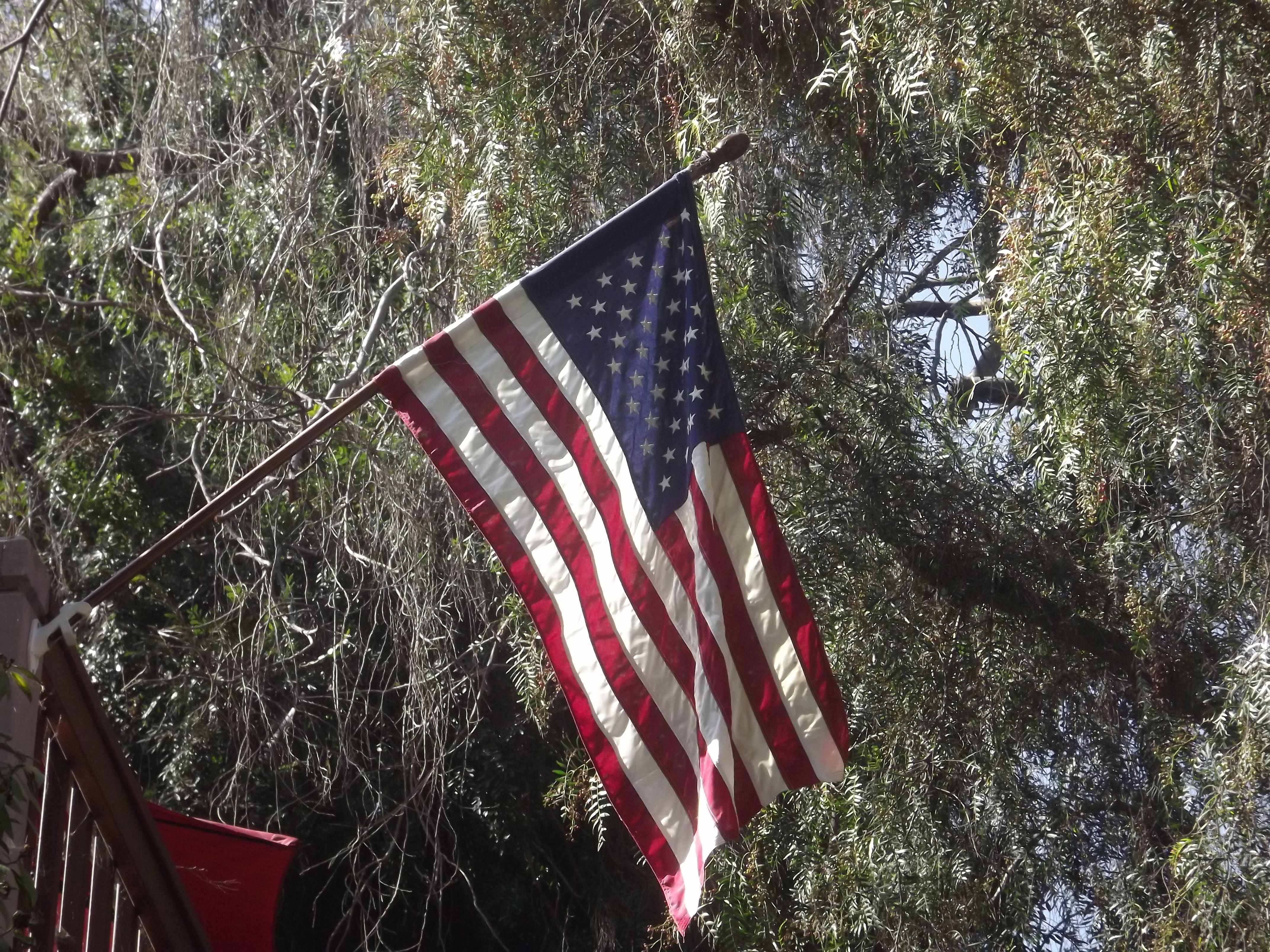 California gives $62M to Veterans Housing Program inception-app-prod/NTgxOWI3ZDUtZWI1MS00MjU4LThhNGEtNzhjMGQzN2Q1MjAz/content/2017/06/flagbackyard.jpg