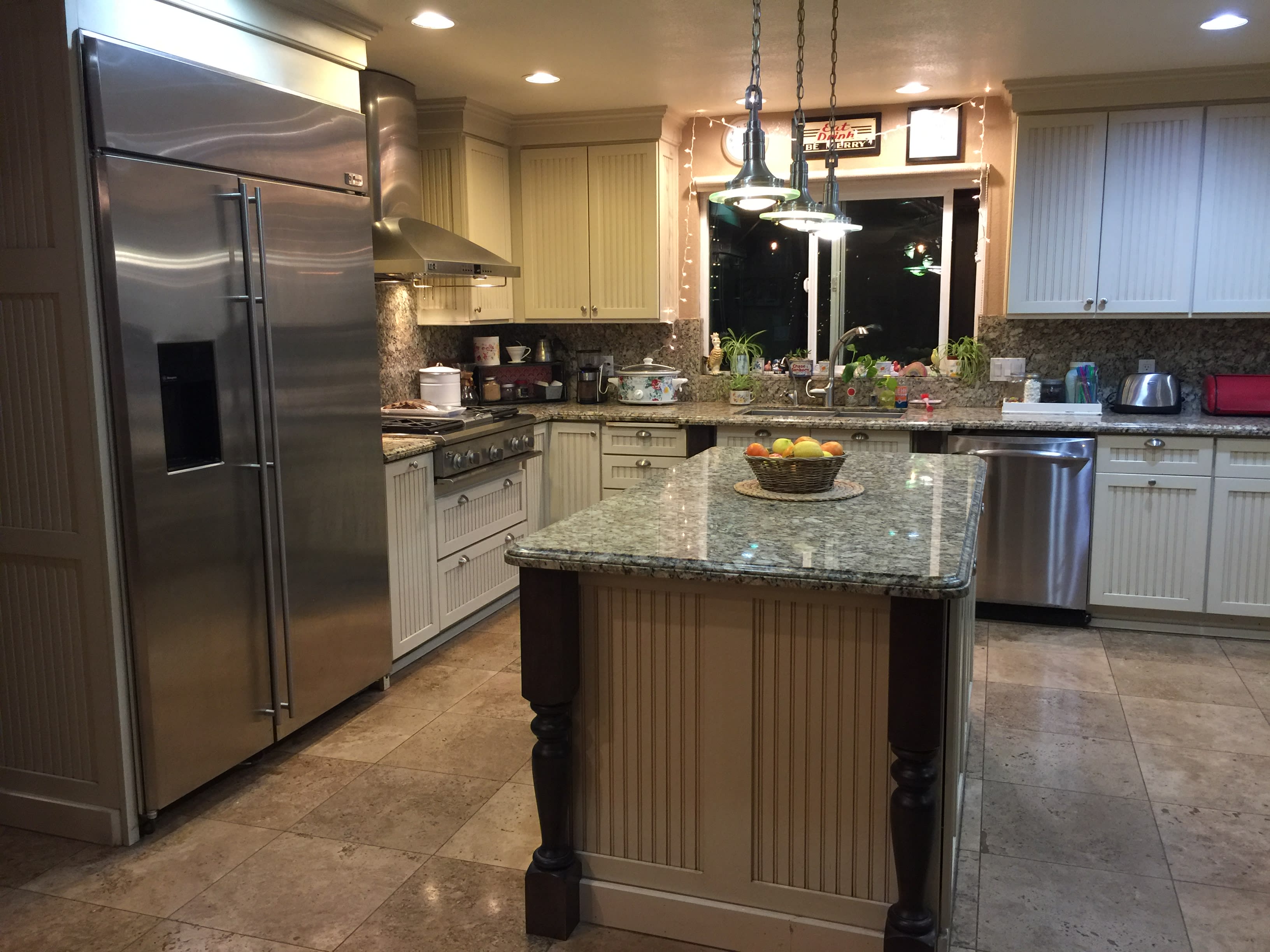 Kitchen Counter Conundrum inception-app-prod/NTgxOWI3ZDUtZWI1MS00MjU4LThhNGEtNzhjMGQzN2Q1MjAz/content/2019/10/img1770.jpg