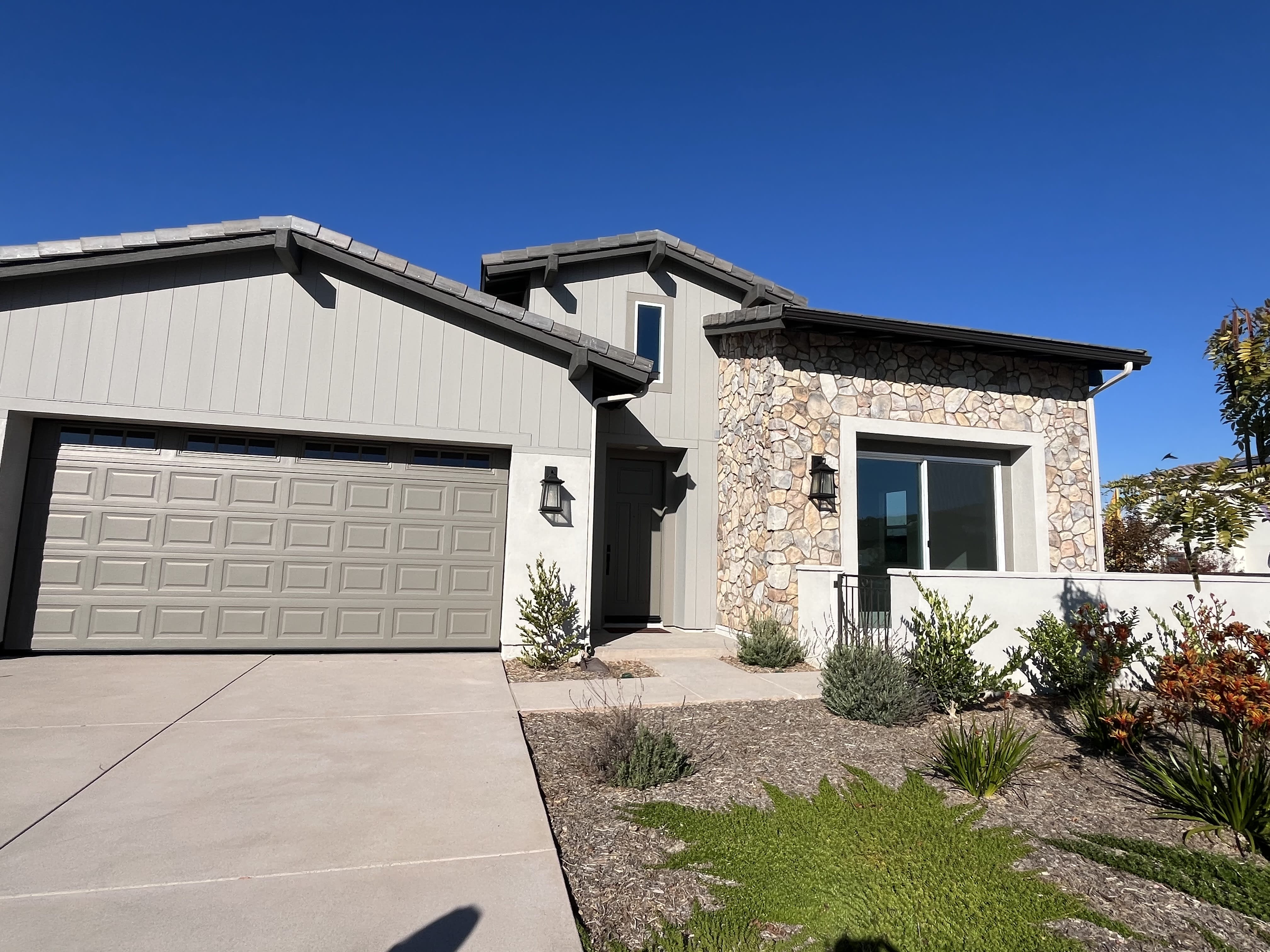 The Costs of Buying inception-app-prod/NTgxOWI3ZDUtZWI1MS00MjU4LThhNGEtNzhjMGQzN2Q1MjAz/content/2025/12/2bad8e9128c2229209fc96f8cb4aaf0e2475305e.jpeg