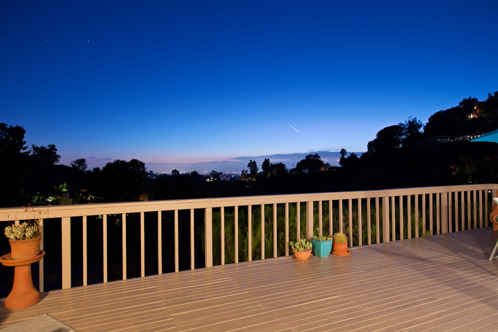 inception-app-prod/NTgxOWI3ZDUtZWI1MS00MjU4LThhNGEtNzhjMGQzN2Q1MjAz/favicon/2017/08/Lemon Ave 34.jpg