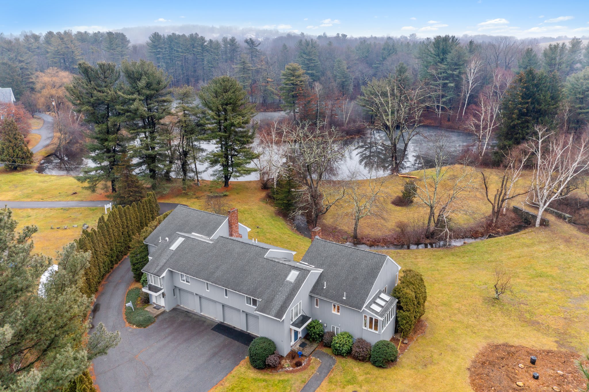 NEW TO MARKET - 22 Stillwater Circle, Salem, NH! inception-app-prod/NThhZWEzMjktOTRhYS00N2ZhLWJlYjAtYjQ4Y2Q3NTA0MjZi/content/2023/01/f6934207f8ab64ebff4b6e6eab55aa96b3aff83f.jpg
