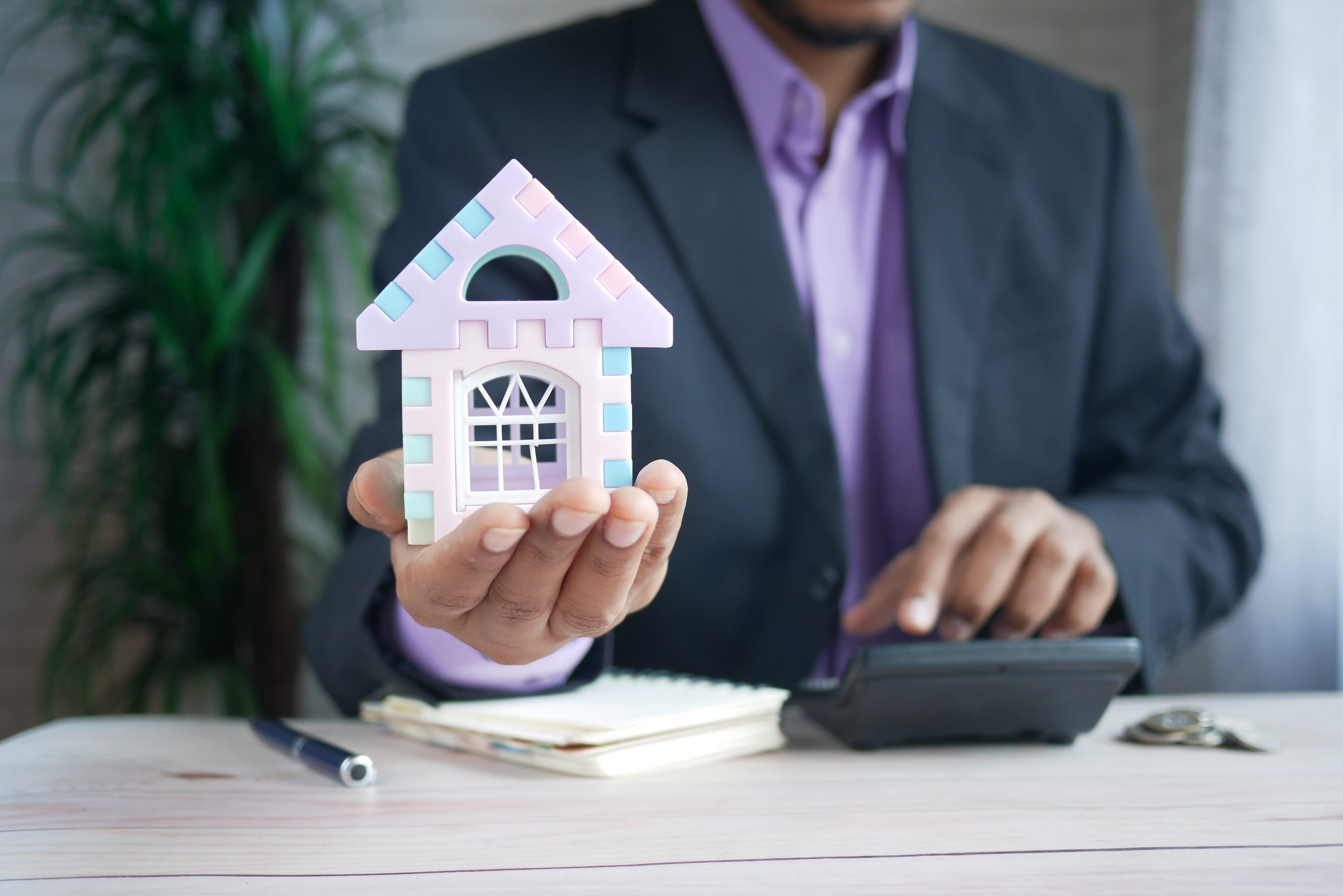 Property Taxes vs. Real Estate Taxes inception-app-prod/NThkMWFiN2MtNTQ4Yi00NTU1LThkOTMtMzI3YjgwY2QzZTM2/content/2023/04/043e8622808084719629b3c403c2ecab5e06340e.jpg