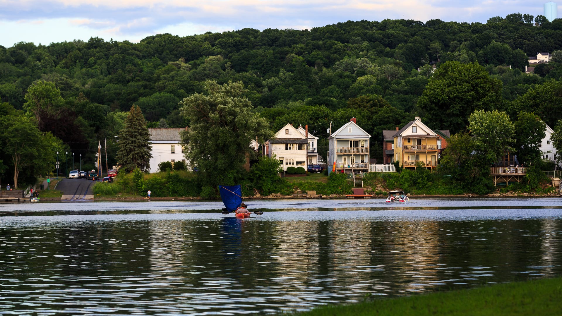 Livingston County inception-app-prod/NTliMjdjNDItNzMyNS00MmI1LWE5ODMtZDYxOWM2NzVlMmUy/content/2023/04/321a695b816dd477ef486d41631fbf2b68134291.png