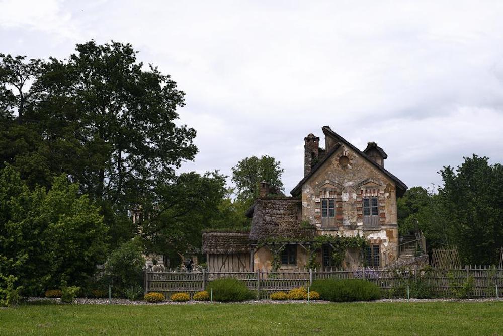 6 Things To Watch Out For When Buying An Older Home In The St. Louis Area inception-app-prod/NWI2NDNkZWEtNzI3OS00ZjVlLThhZTgtOTdiNmNlZmRhN2Qy/content/2020/03/Ni10aGluZ3MtdG8td2F0Y2gtb3V0LWZvci13aGVuLWJ1eWlu.jpg