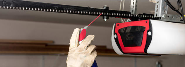 Simple Garage Door Maintenance Tips inception-app-prod/NWIwOGNhM2EtYTAxNi00ZTI0LWFlYjEtYjVkMWZkMGFhMmQx/content/2020/05/garage-door-opener.jpg