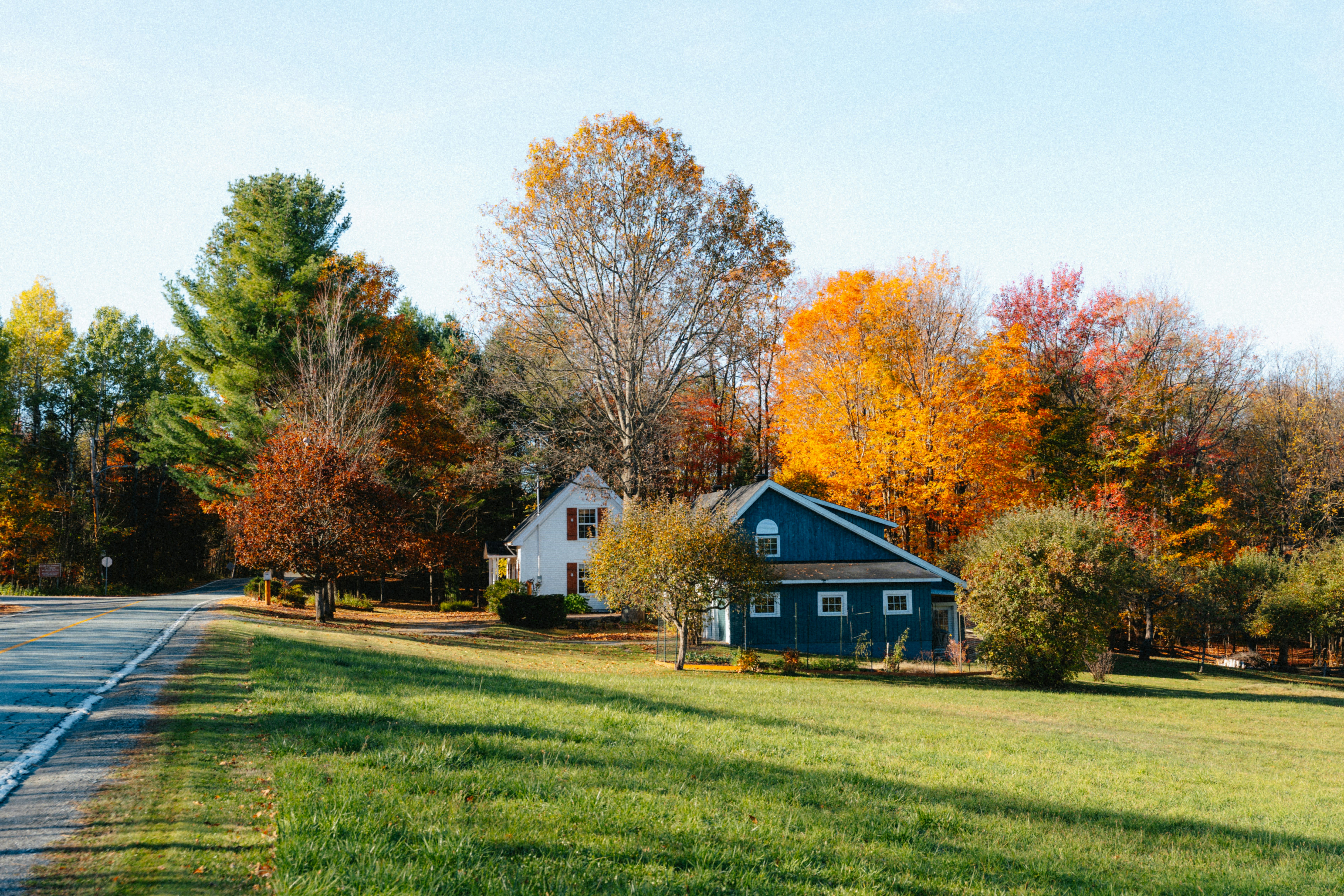 Discover Windham County inception-app-prod/NjFmYTA5MjAtYTI2ZS00YmE0LTlmODctZjZjOGU2MWZlYWVh/content/2025/10/24595e1707ddac19adde18a4fcd9cf0edd10c67b.jpg