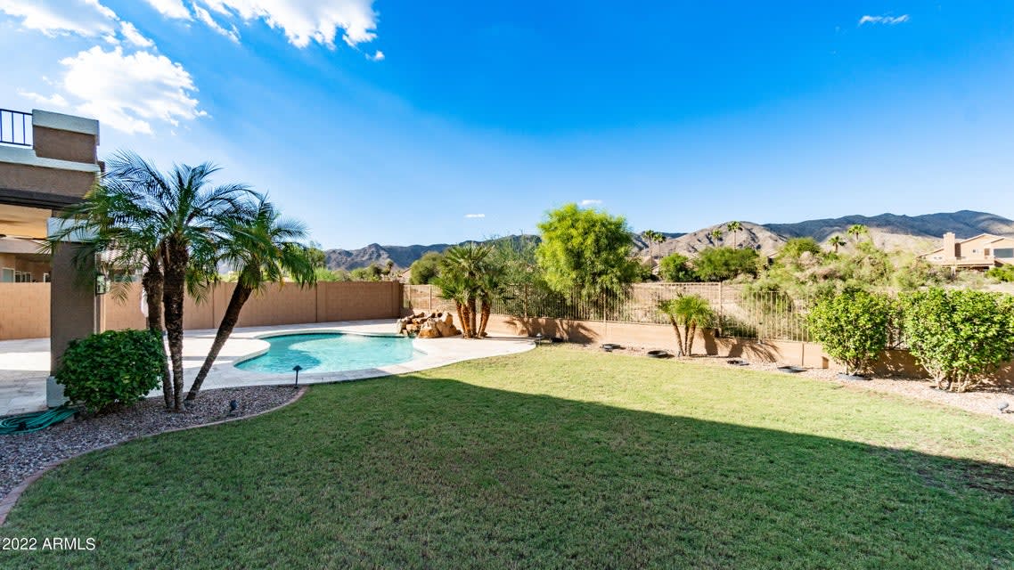 Living in Ahwatukee 85045 inception-app-prod/NjIwNDFjNDctMjdmMy00ZDhkLTlmODEtMDZiNThiZjViNDJk/content/2025/08/bd5e237b89a60a08b49993c1719791eed0c41452.jpg