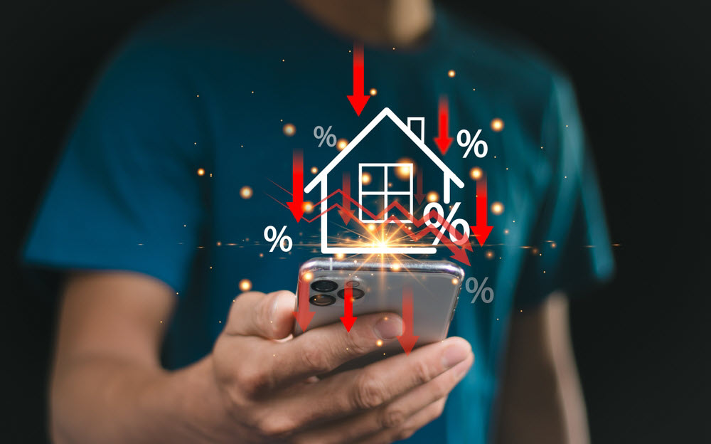 Mortgage Rates Just Hit Their Lowest in Years — Why That Matters for Buyers Today inception-app-prod/NjIwNDFjNDctMjdmMy00ZDhkLTlmODEtMDZiNThiZjViNDJk/content/2026/01/5942dae885af94bfcf4503fd6182d22a0bbf6671.jpg