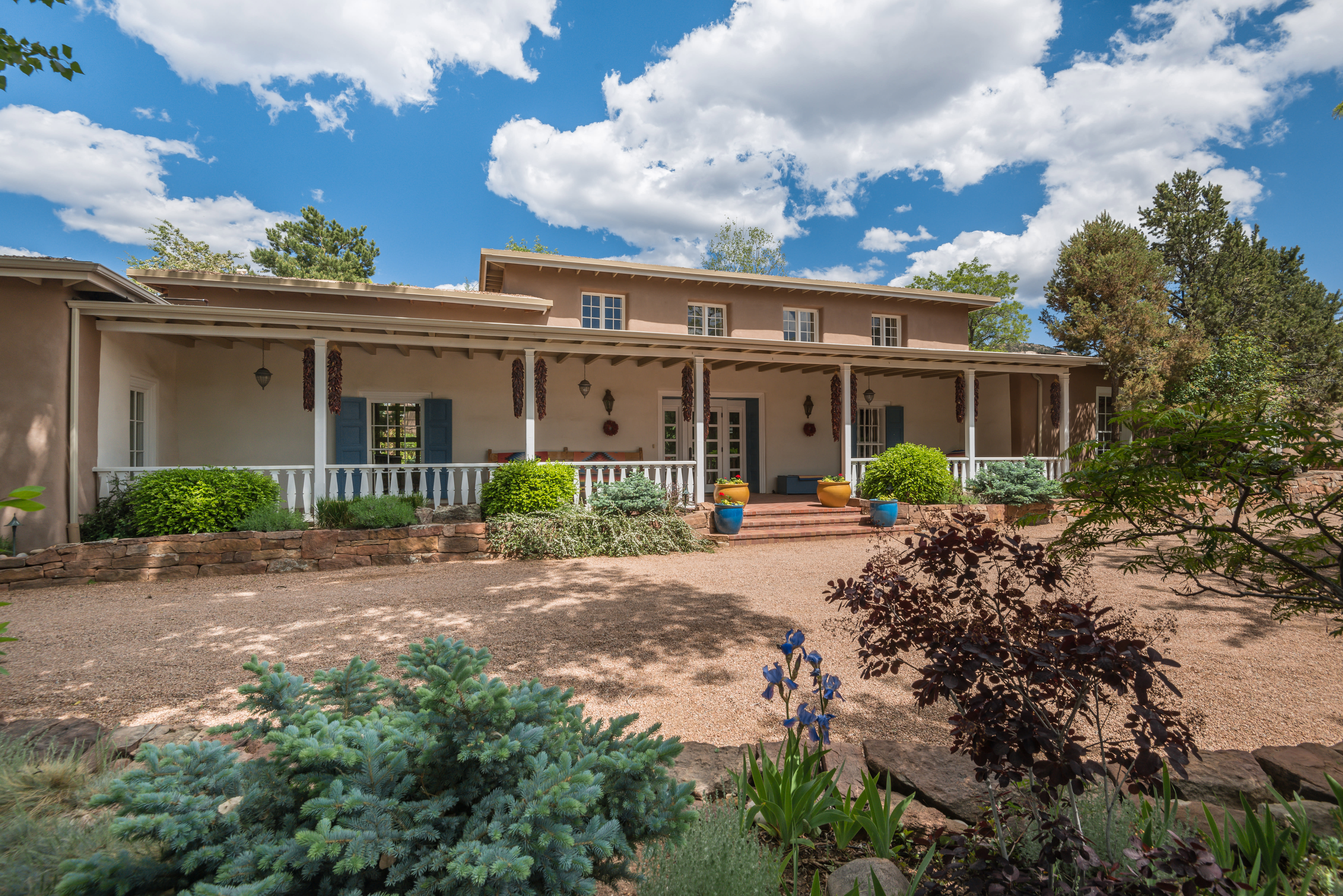 What's the value of my home? inception-app-prod/NjIzODk3NjEtMTRjMi00ZTAwLWFiOTEtYzc2OGNlYjM0YjZh/content/2023/08/d2e4d70dcc713eb896ad53058eb6621de8b7f7ee.jpg