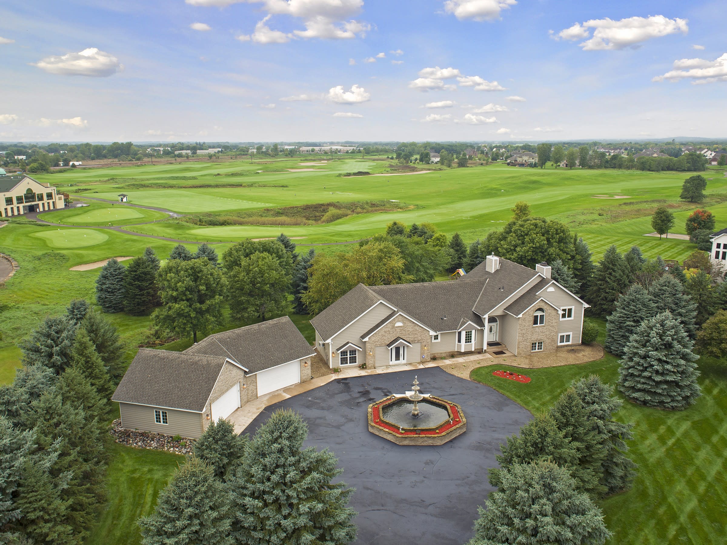 15580 Andrie Street NW, Ramsey, MN inception-app-prod/NmEwNzBmMGYtMmUxNi00Yjk4LTgxZDYtYWQ1NjI2ZjAyZmY4/content/2017/10/photo-004.jpg