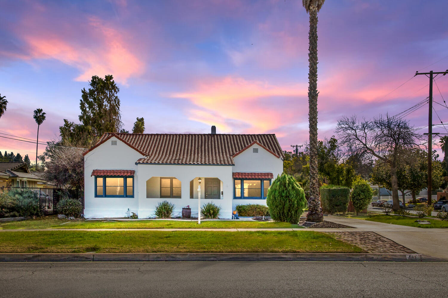 Think Home Prices Are Going To Fall? Think Again inception-app-prod/NmQ5YjljOTgtMzdjYy00N2VhLWJmZTAtNzIzNTc5ZmRiMzcw/content/2022/04/676e52a689cfc7d0f4e8a4b0cc0370341effcbae.jpg