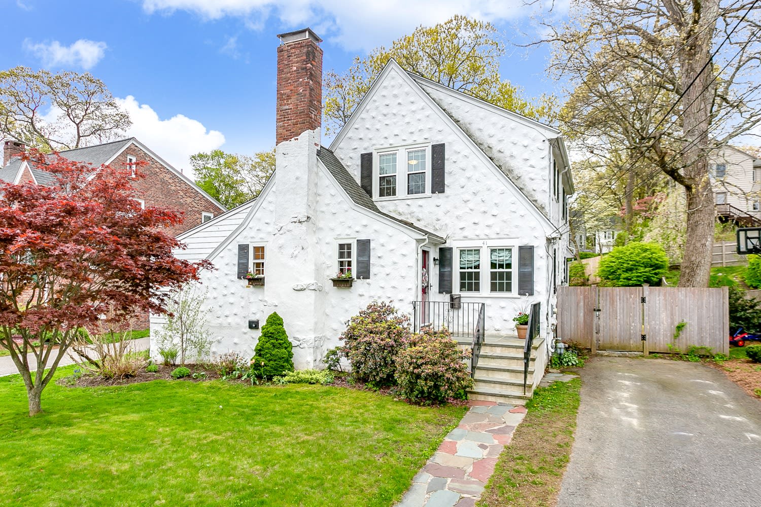 41 Laurel Drive Needham