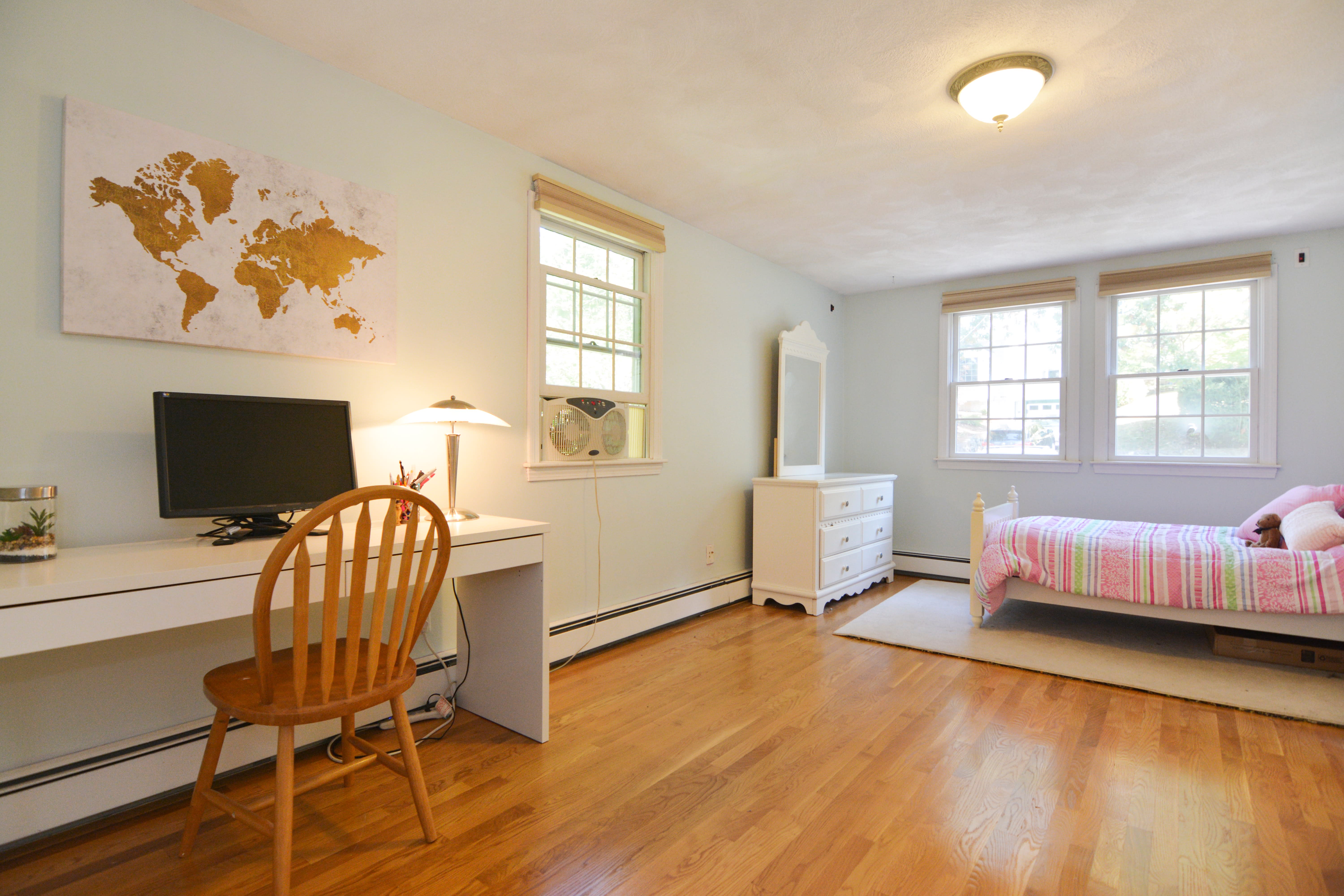 Bedroom 3/teen suite