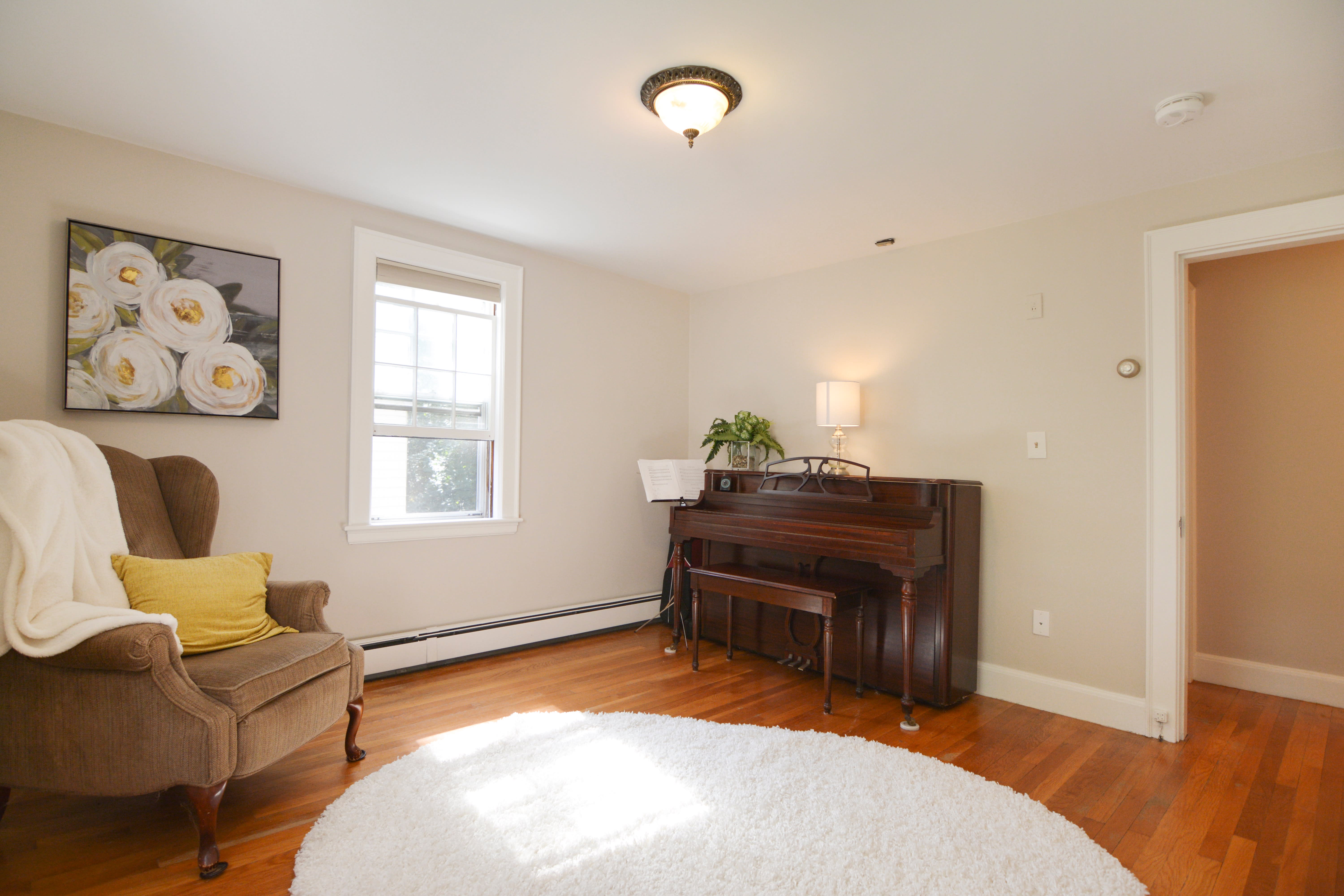 Front room/music room