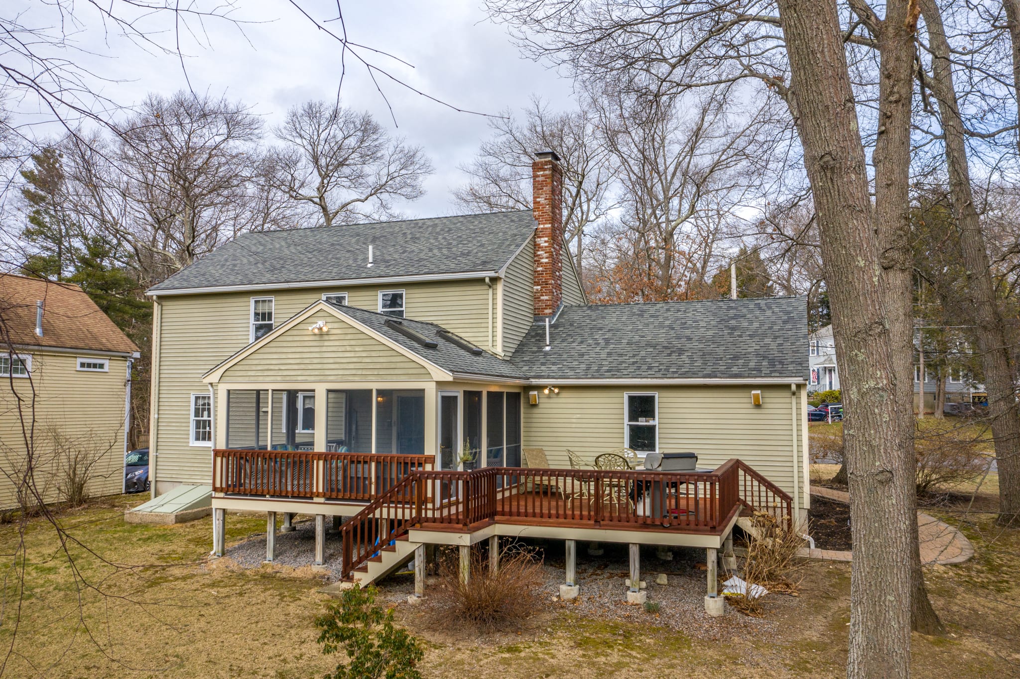 SOLD! 113 Gayland Road in Needham inception-app-prod/NmU2ZTUzNTQtMTA5MC00MzY0LWFmNmYtZmVkMjVjMjY0ZWIx/content/2021/03/dji0243.jpg