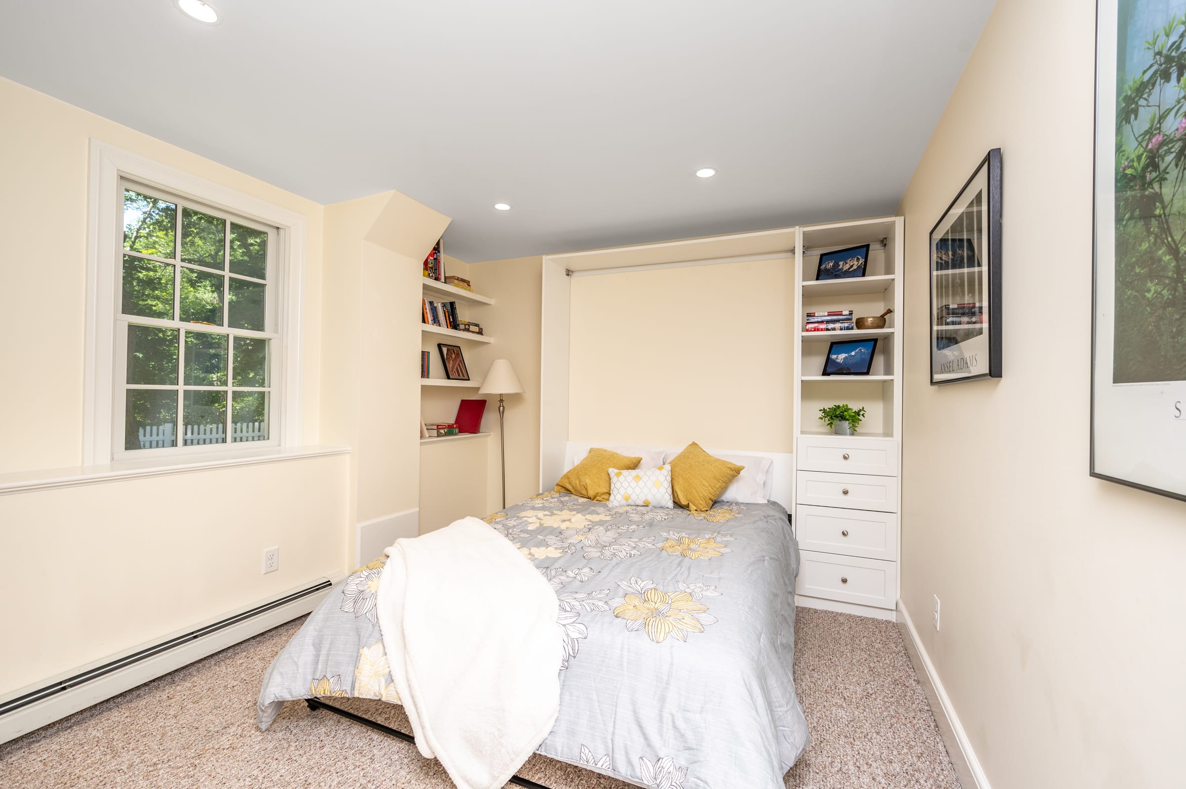 UNDER CONTRACT! 273 Nehoiden Street in Needham inception-app-prod/NmU2ZTUzNTQtMTA5MC00MzY0LWFmNmYtZmVkMjVjMjY0ZWIx/content/2022/09/2b6ad2a49459aca8da55f4958562fef4e3f76547.jpg