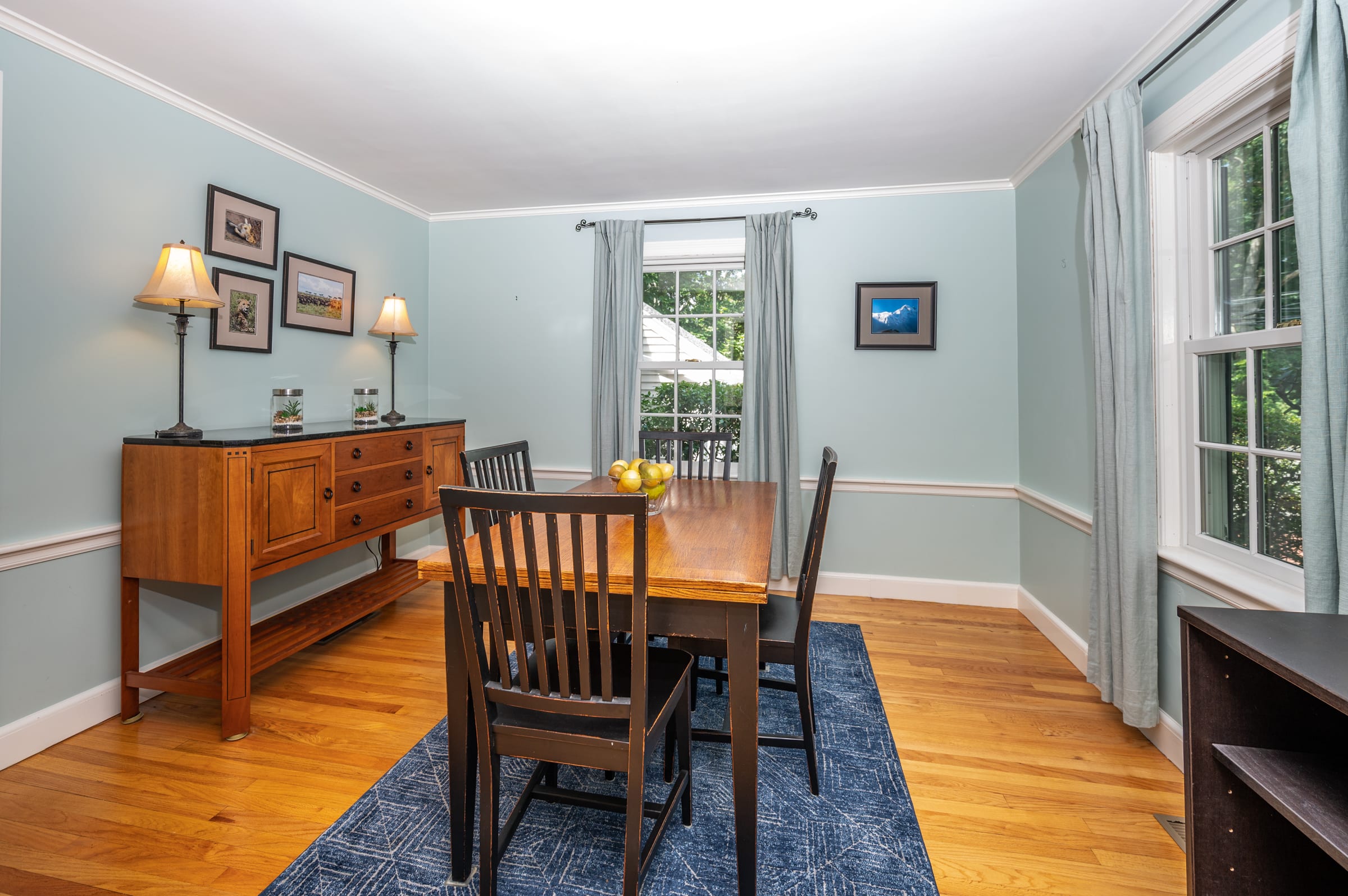 UNDER CONTRACT! 273 Nehoiden Street in Needham inception-app-prod/NmU2ZTUzNTQtMTA5MC00MzY0LWFmNmYtZmVkMjVjMjY0ZWIx/content/2022/09/612545bba9be2dda84935f98c80393be126b1a91.jpg