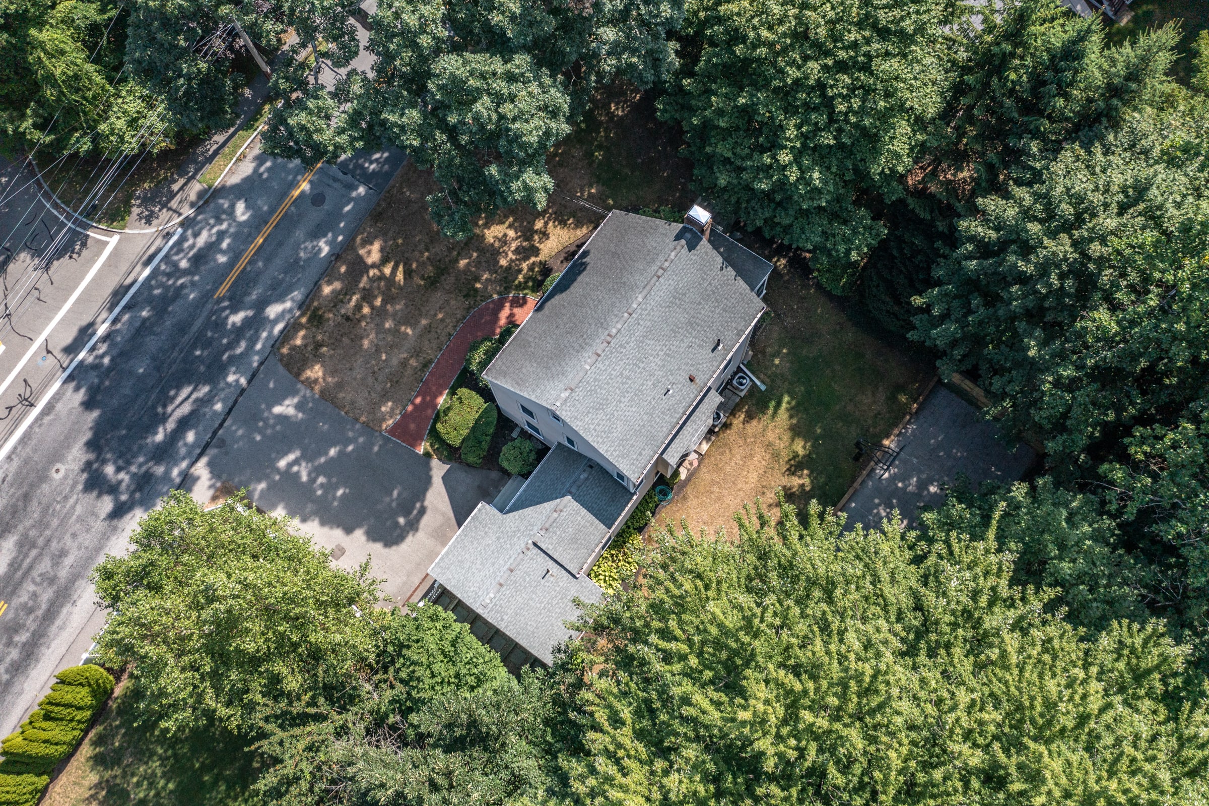 UNDER CONTRACT! 273 Nehoiden Street in Needham inception-app-prod/NmU2ZTUzNTQtMTA5MC00MzY0LWFmNmYtZmVkMjVjMjY0ZWIx/content/2022/09/8b3f694ce9c7a52b072a21ce47270b89c0114def.jpg