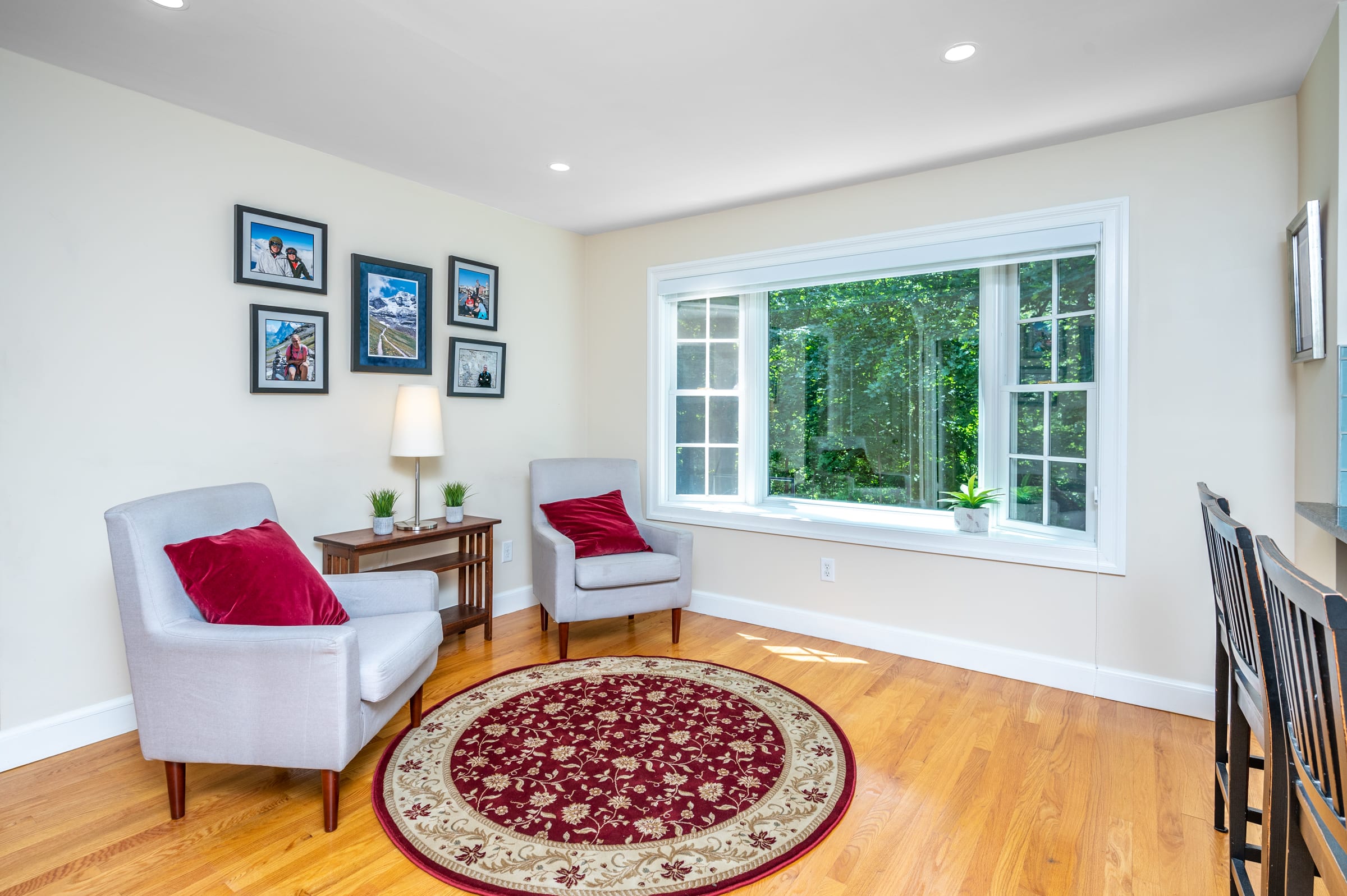 UNDER CONTRACT! 273 Nehoiden Street in Needham inception-app-prod/NmU2ZTUzNTQtMTA5MC00MzY0LWFmNmYtZmVkMjVjMjY0ZWIx/content/2022/09/b95b4c0282cbfd189520e6002fc0492194e1db4b.jpg