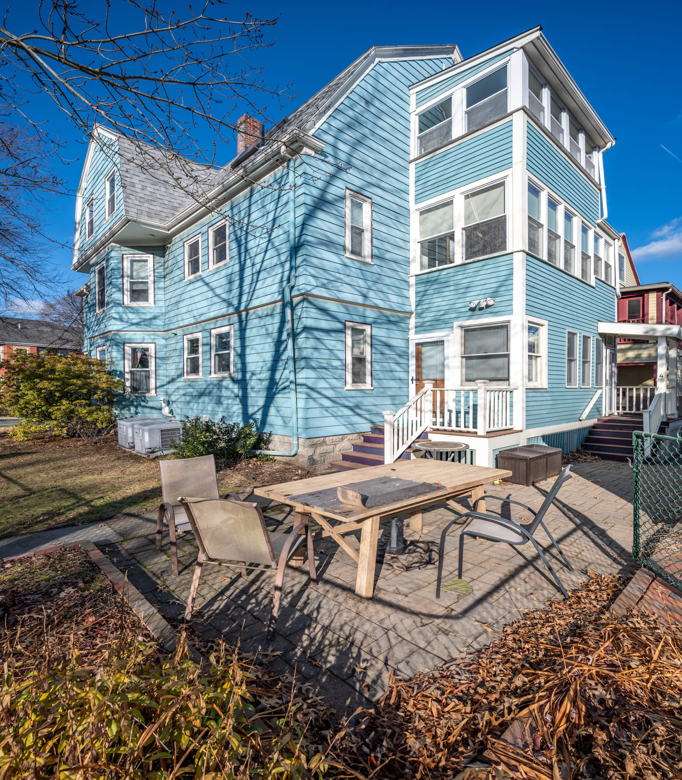 2 Ivy Street in Cambridge inception-app-prod/NmU2ZTUzNTQtMTA5MC00MzY0LWFmNmYtZmVkMjVjMjY0ZWIx/content/2024/02/a04949ba97b1f7c711cebb682f896114b3d083a7.jpg