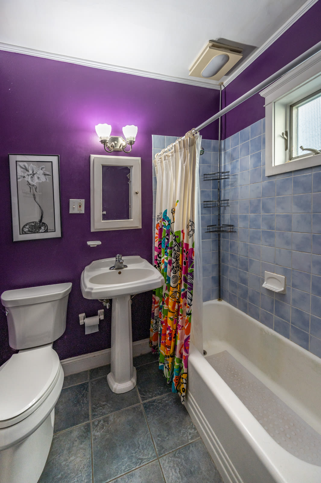 2 Ivy Street in Cambridge inception-app-prod/NmU2ZTUzNTQtMTA5MC00MzY0LWFmNmYtZmVkMjVjMjY0ZWIx/content/2024/02/d8c5def6c0fb6adebdd73b2c482486e76ea38ae0.jpg