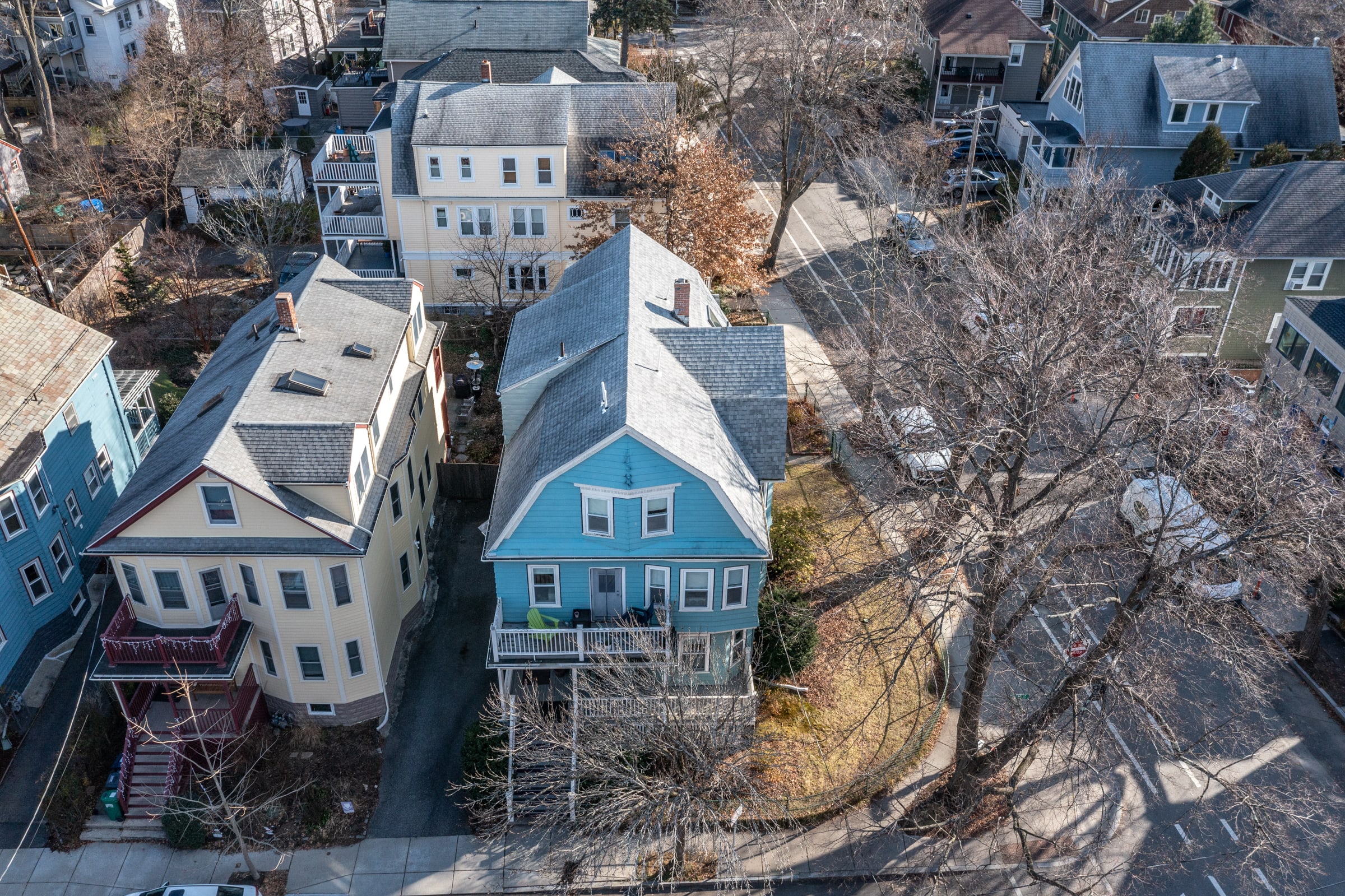 2 Ivy Street in Cambridge inception-app-prod/NmU2ZTUzNTQtMTA5MC00MzY0LWFmNmYtZmVkMjVjMjY0ZWIx/content/2024/02/f3959423a97e850af906cfb10a726fcf0f7d94ef.jpg