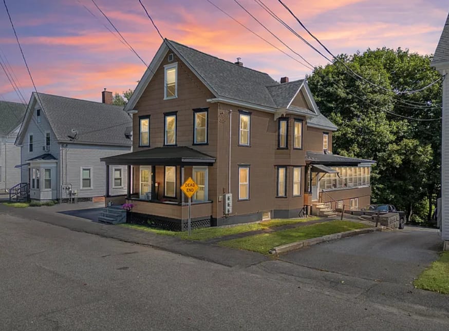 21 Crosby Street | 4 Beds | 2 Baths | 2,468 Sq Ft | Augusta, ME 04330 inception-app-prod/NzI4NWU0MGYtMjE5Zi00NjUzLTllM2QtZWQ5YWVmMDk1MWE3/content/2025/09/3af792ca66b5099482ffb02a011bf8e7e86b7321.png